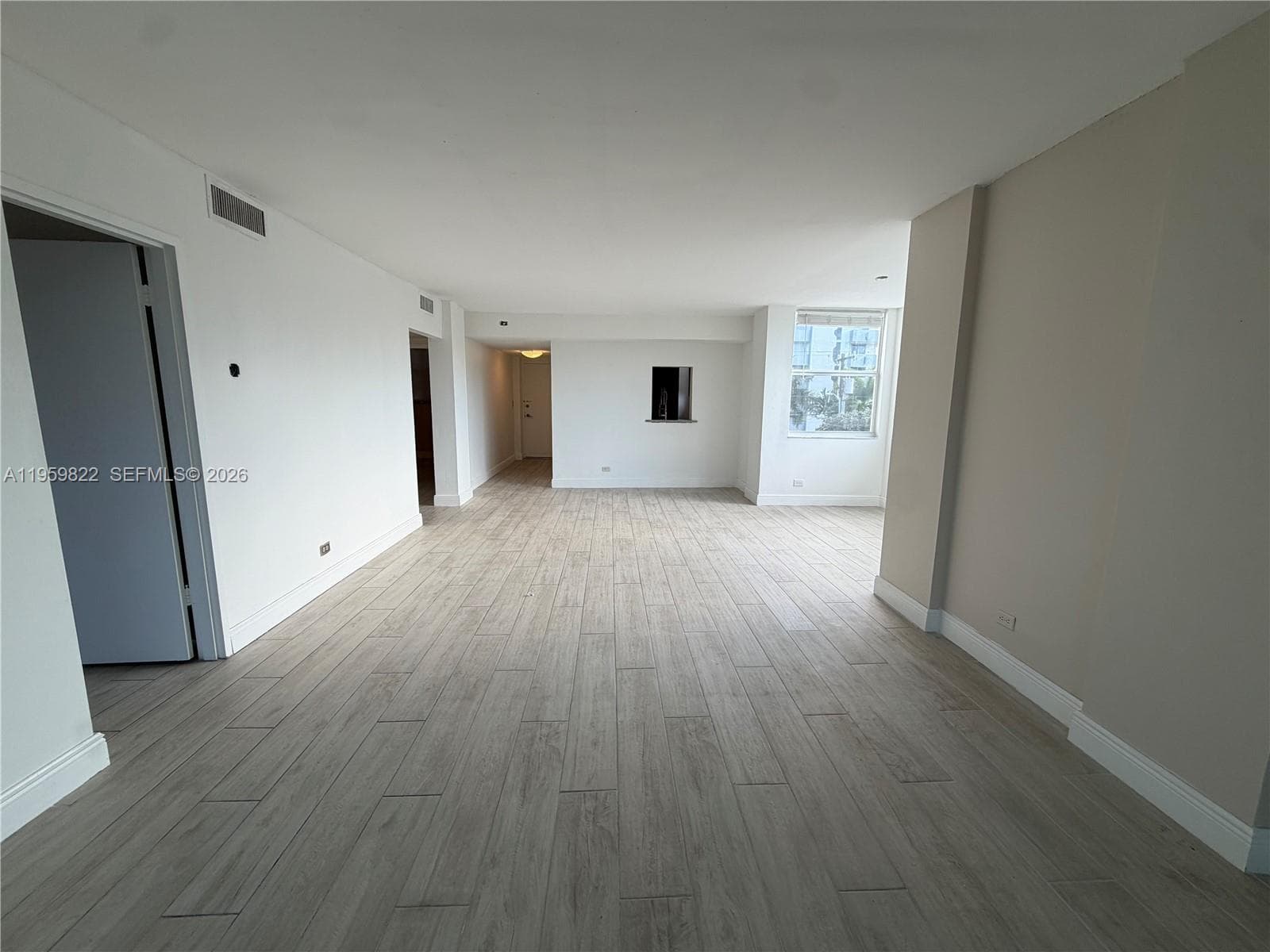 3660 NE 166th St # 301 +40' Deeded Dock, North Miami Beach, FL 33160