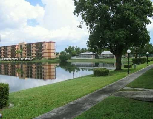 285 NE 191st St # 2907, Miami, FL 33179 photo 3