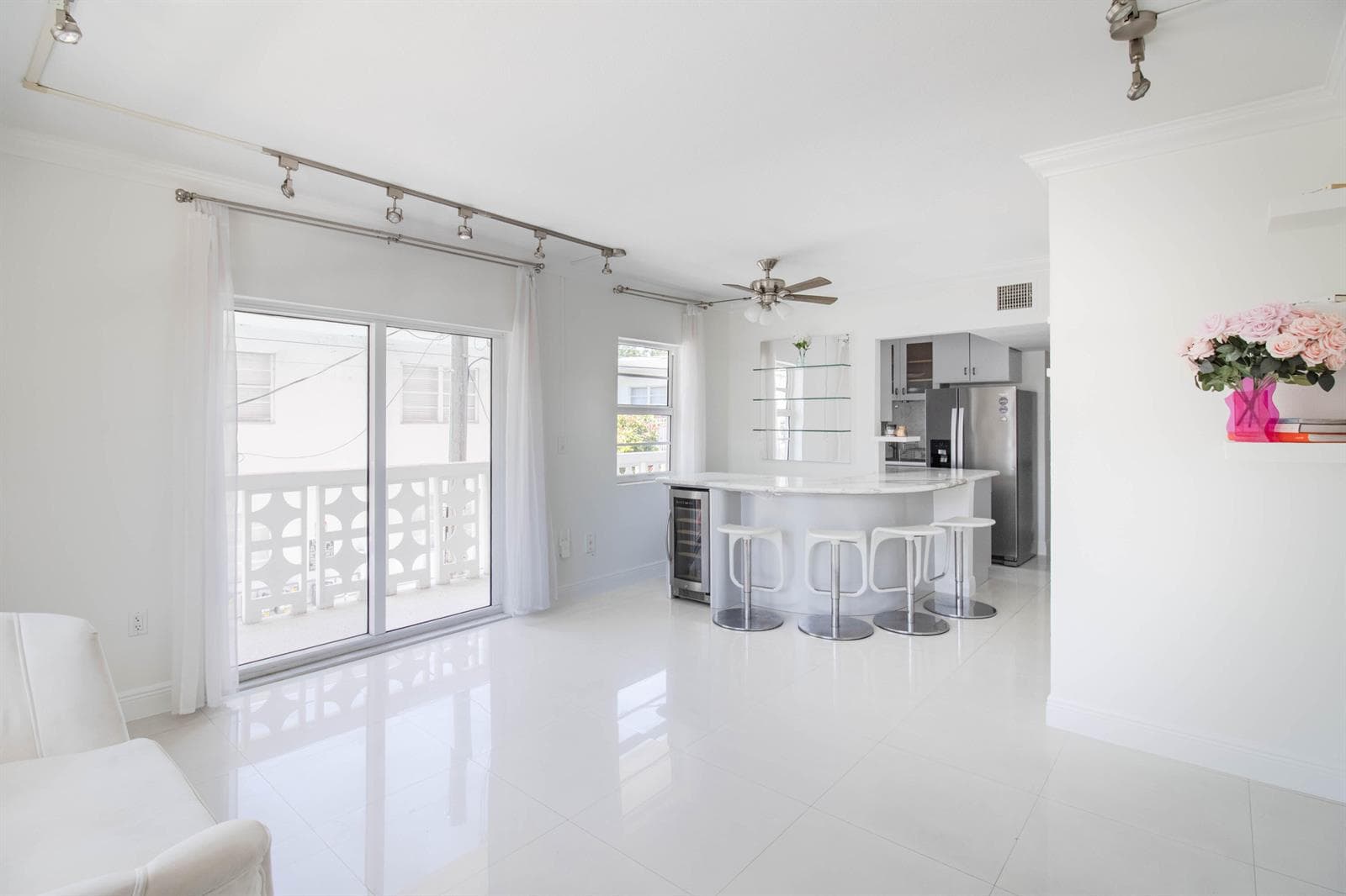 900 Euclid Avenue # 8, Miami Beach, FL 33139 photo 3