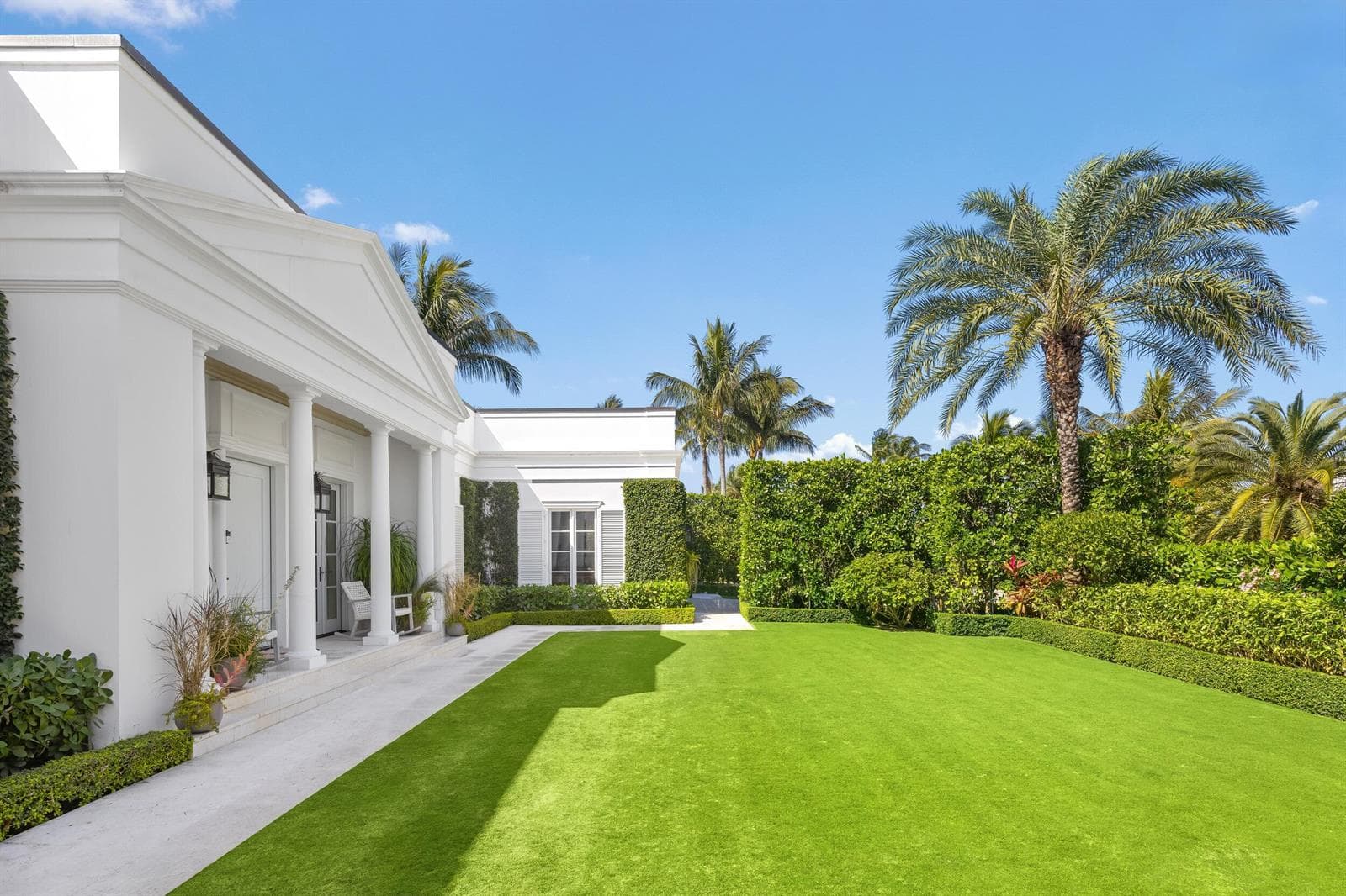 208 Sandpiper Drive, Palm Beach, FL 33480 photo 3