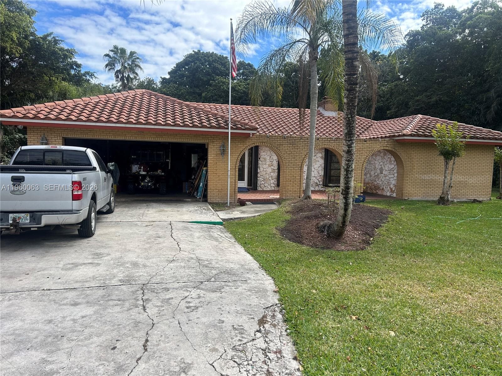 4900 SW 178th ave, Southwest Ranches, FL 33331 photo 2