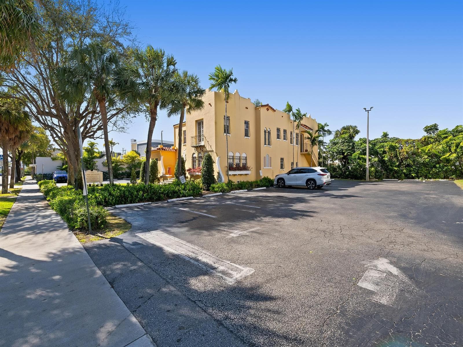 1313 S Andrews Avenue, Fort Lauderdale, FL 33316 photo 2