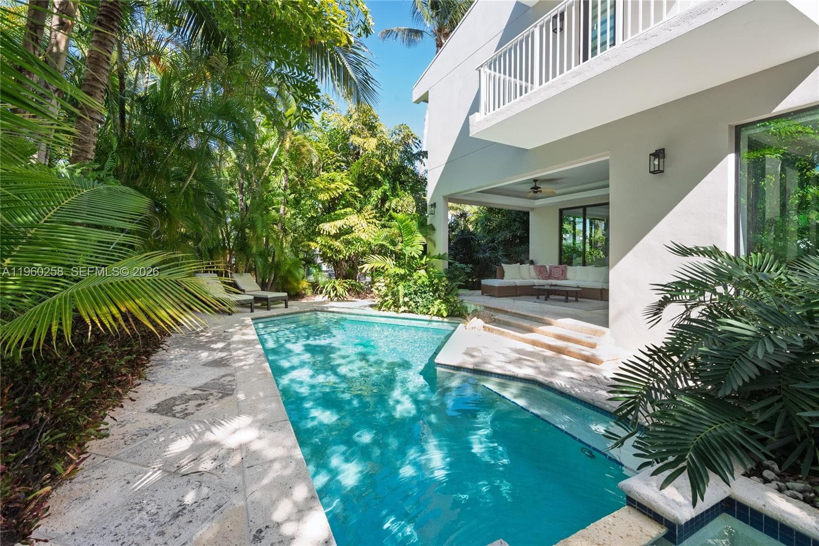 650 Curtiswood Dr, Key Biscayne, FL 33149 photo 2