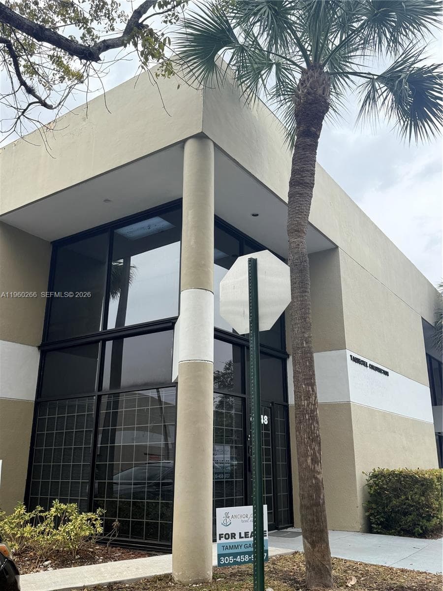 4848 SW 74th Ct # 9, Miami, FL 33155 photo 2