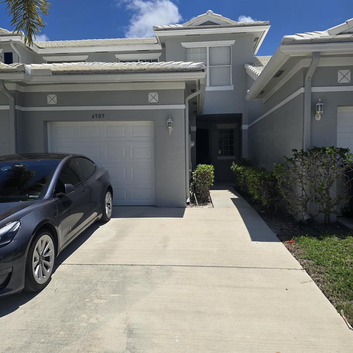 6909 Blue Skies Drive, Lake Worth, FL 33463 photo 2