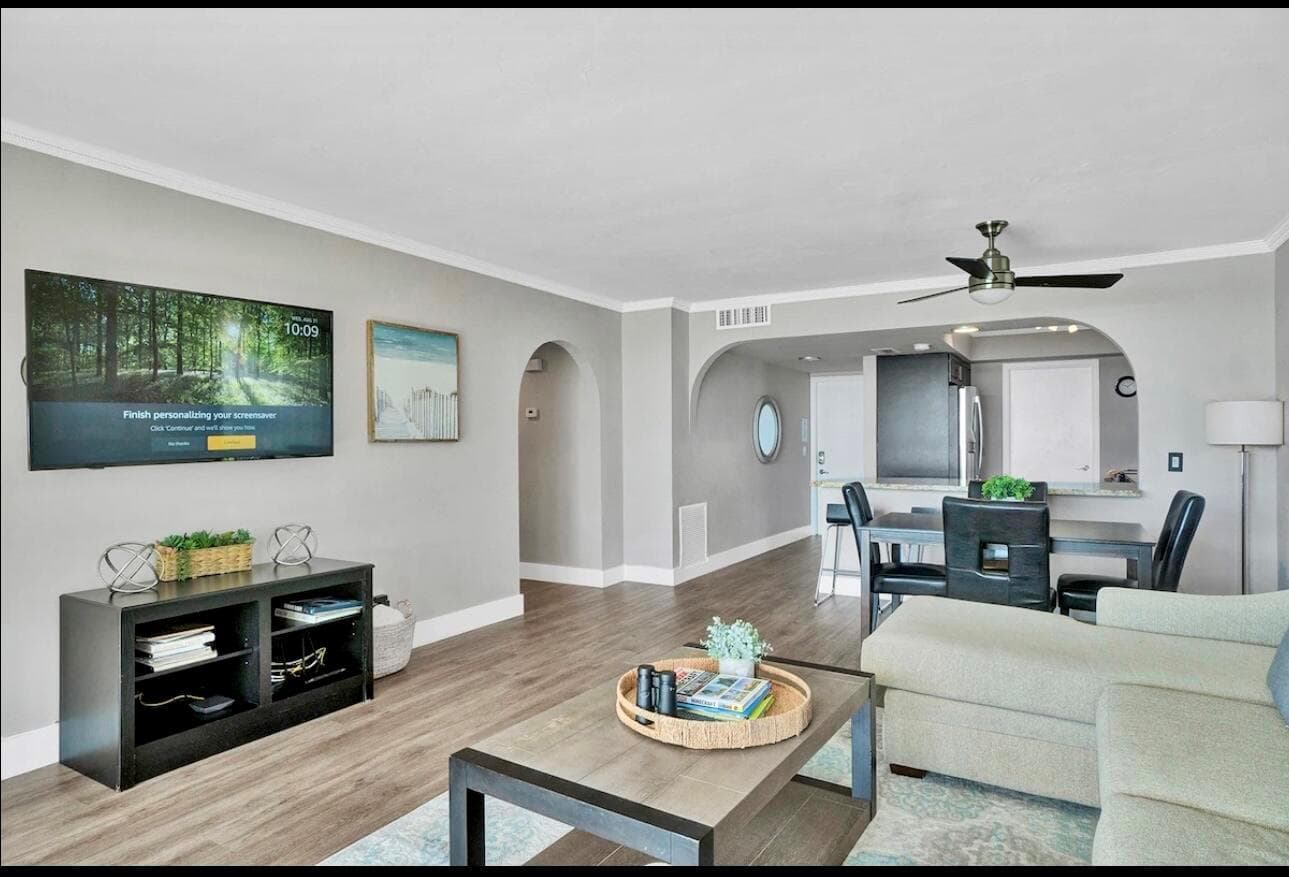 300 Croton Avenue # 102, Lantana, FL 33462 photo 2