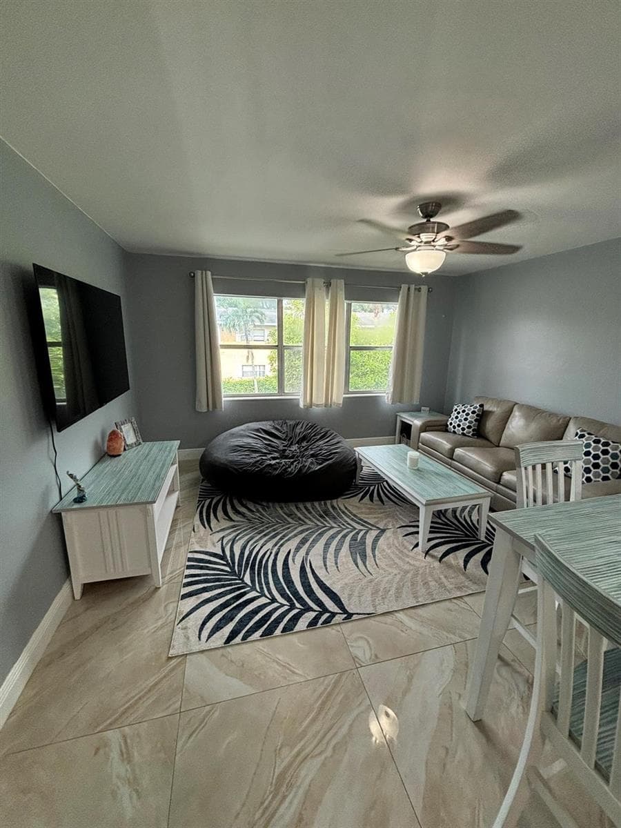 440 SE 2nd Avenue # 21, Deerfield Beach, FL 33441 photo 2