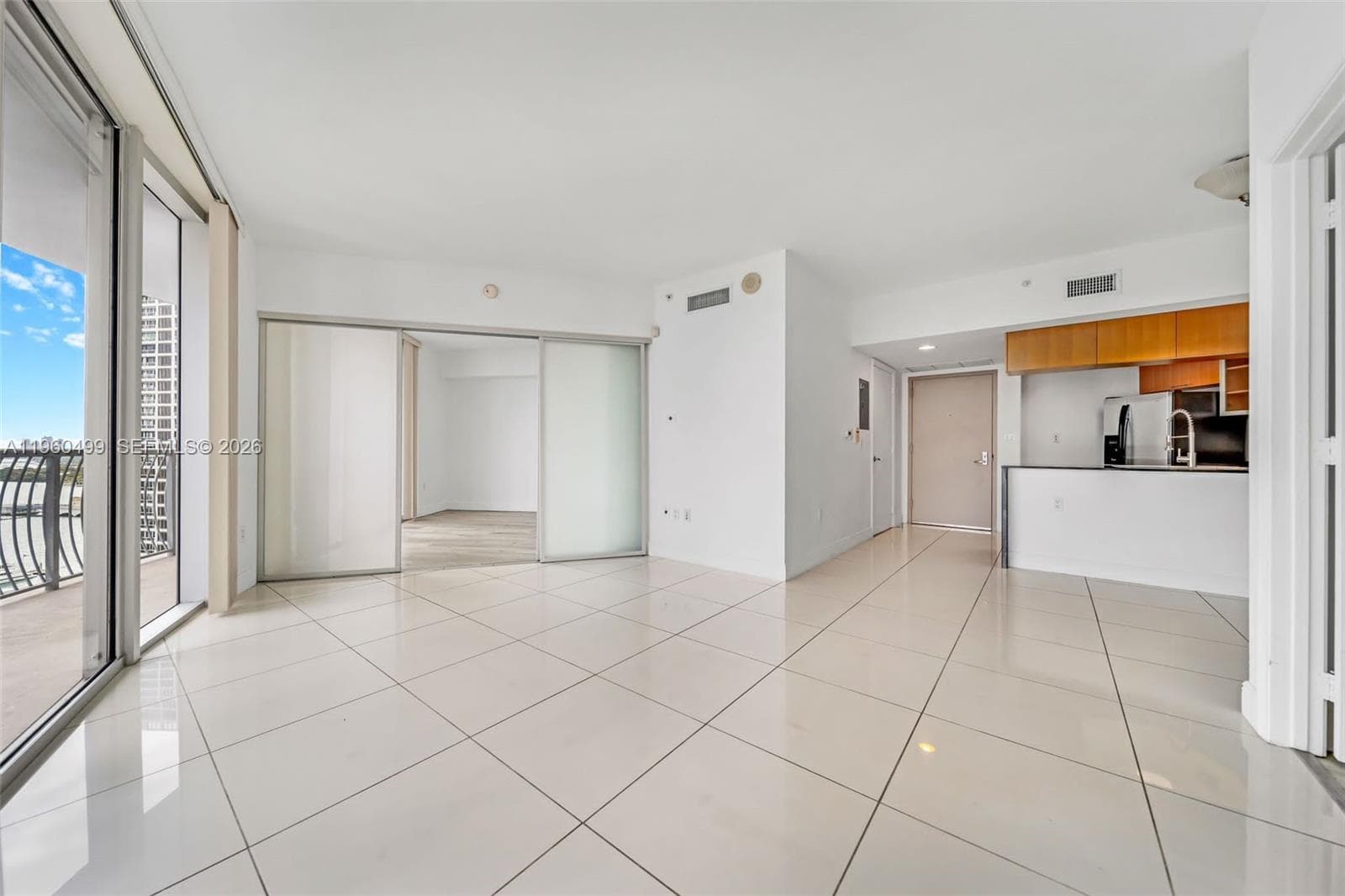 1750 N Bayshore Dr # 2001, Miami, FL 33132 photo 4