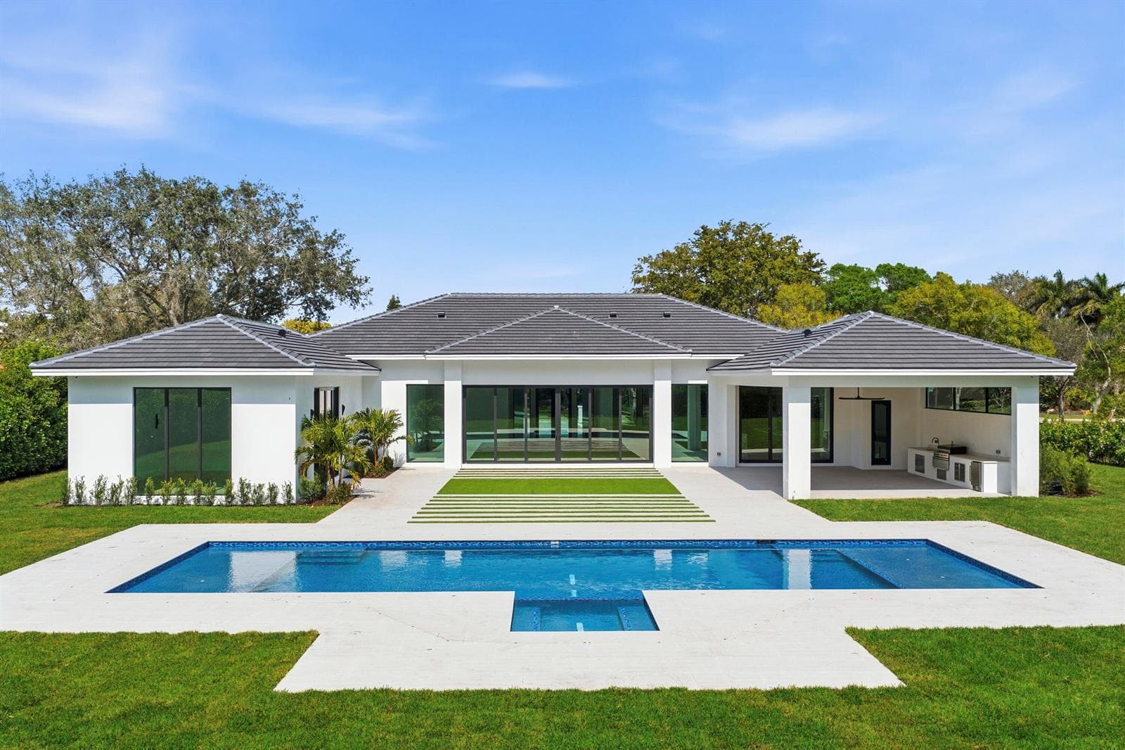 5770 Dixie Belle Road, Palm Beach Gardens, FL 33418 photo 2