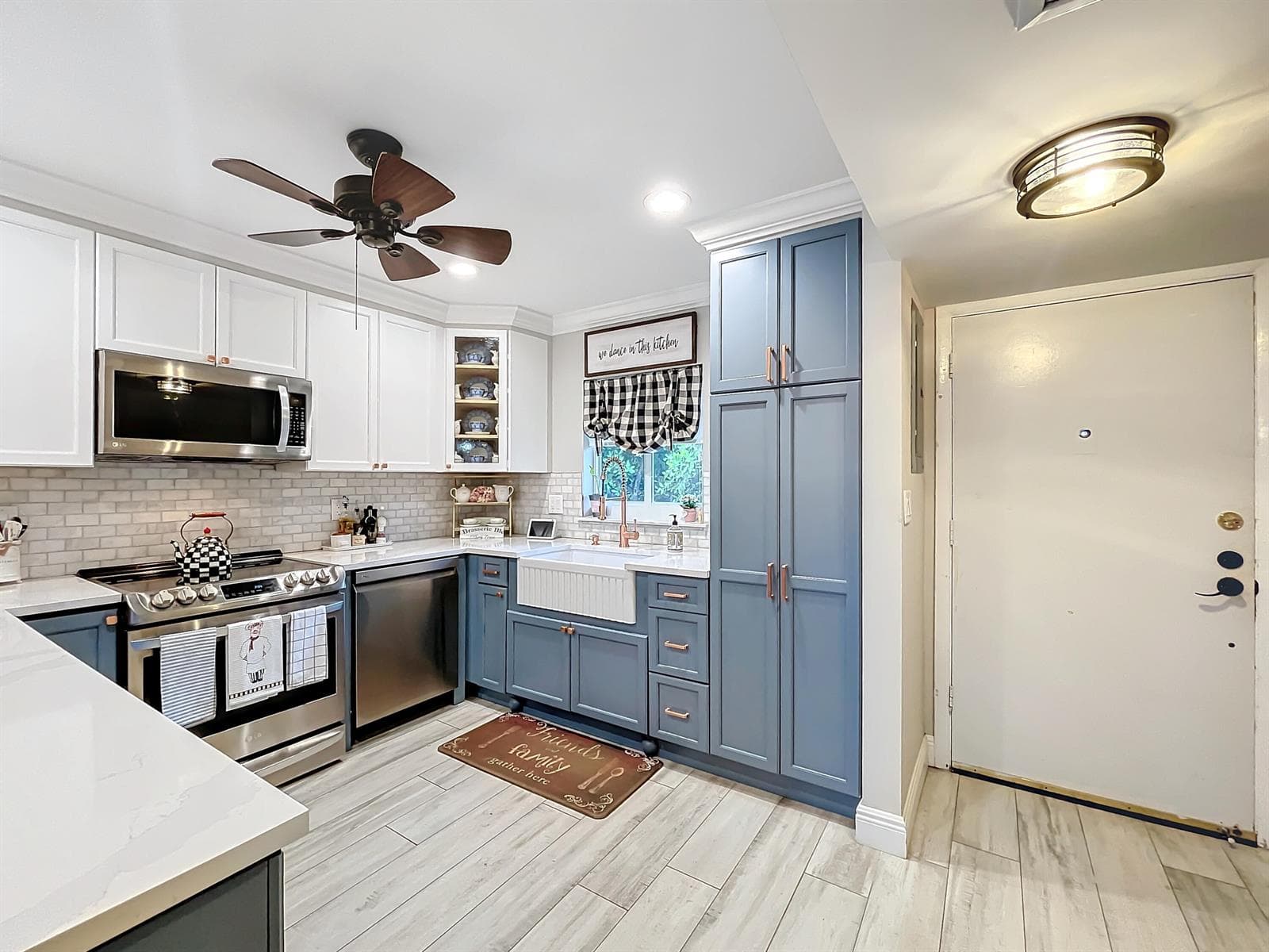3060 Holiday Springs Boulevard # 312, Margate, FL 33065 photo 2