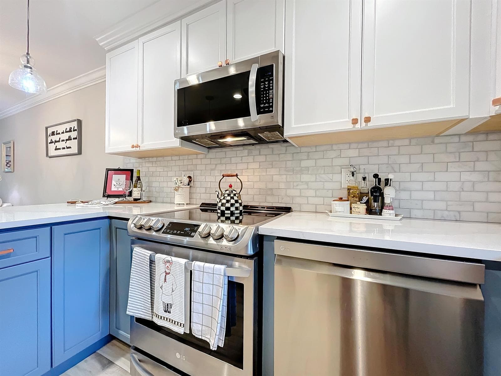 3060 Holiday Springs Boulevard # 312, Margate, FL 33065 photo 5