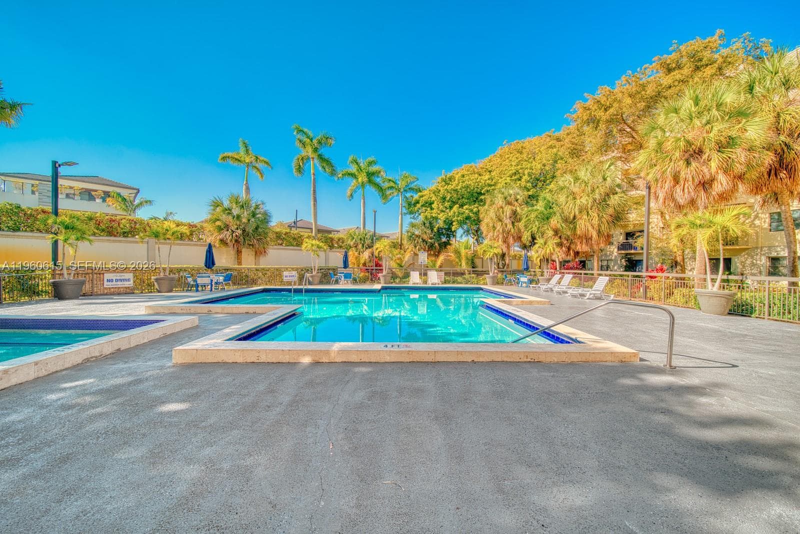 8290 Lake Dr # 236, Doral, FL 33166 photo 4