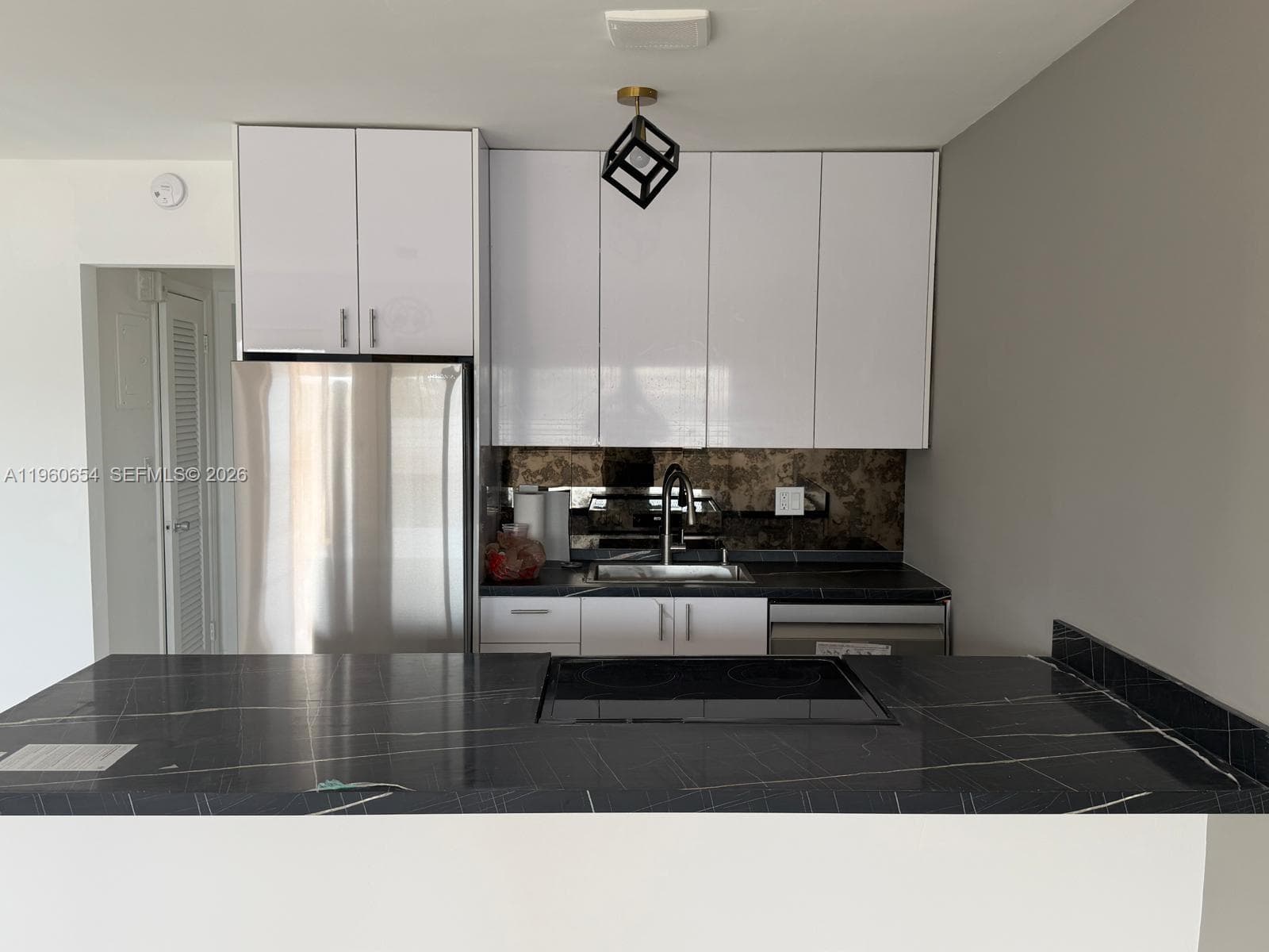 725 SW 11th Ave # 17F, Hallandale Beach, FL 33009 photo 4