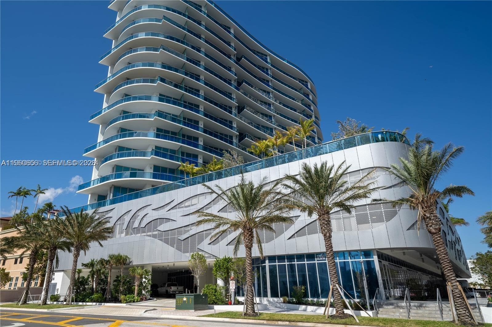 17550 Collins Ave # 505, Sunny Isles Beach, FL 33160 photo 2