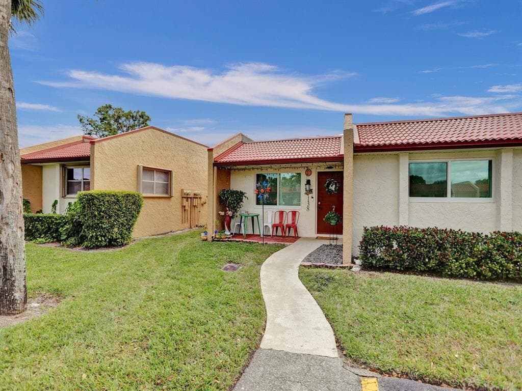 138 Lake Barbara Drive # 138, West Palm Beach, FL 33411 photo 2