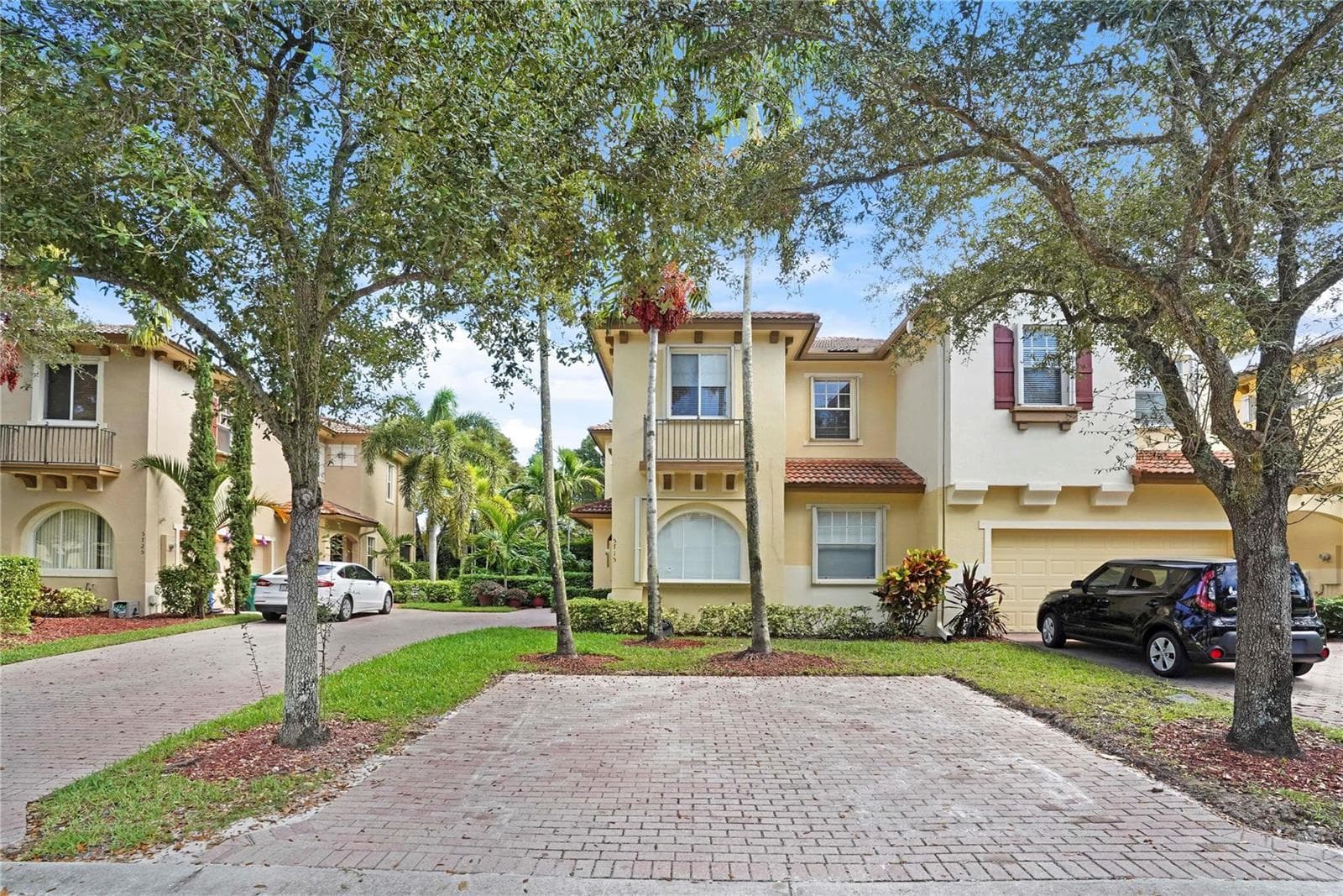 5715 NW 119th Terrace, Coral Springs, FL 33076 photo 2