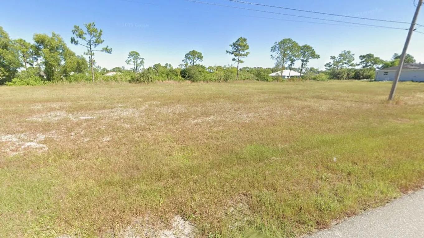 1811 NE 44th Street, Cape Coral, FL 33909 photo 3