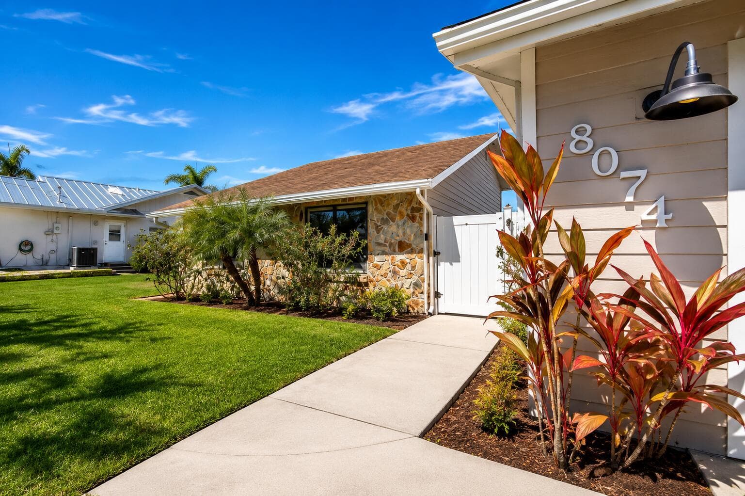 8074 SE River Lane, Stuart, FL 34997 photo 2