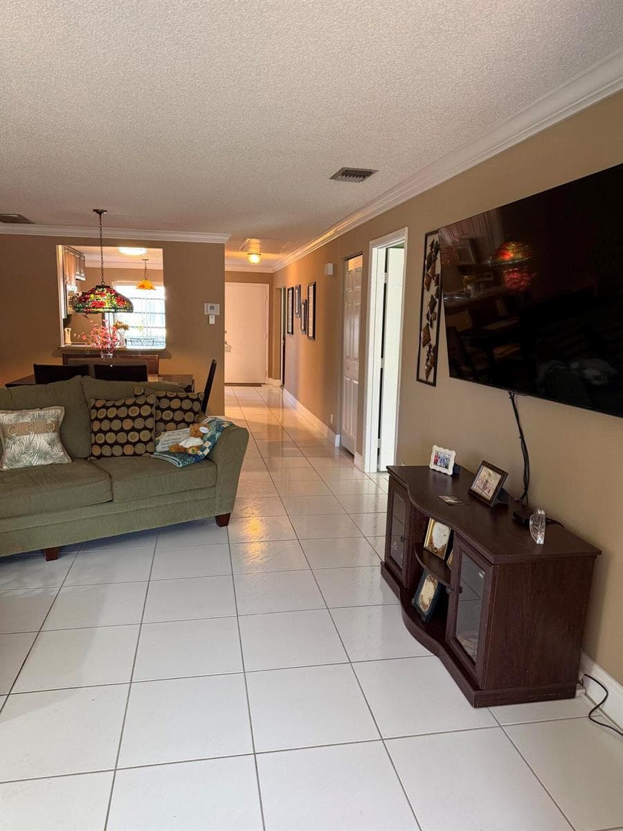 8786 Belle Aire Drive, Boca Raton, FL 33433 photo 4