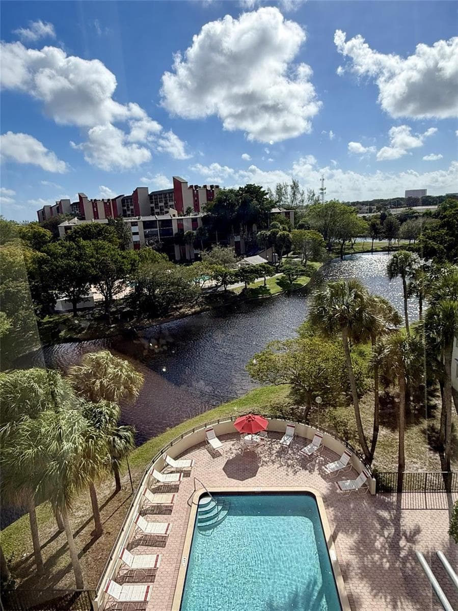 2304 S Cypress Bend Drive # 615, Pompano Beach, FL 33069 photo 2