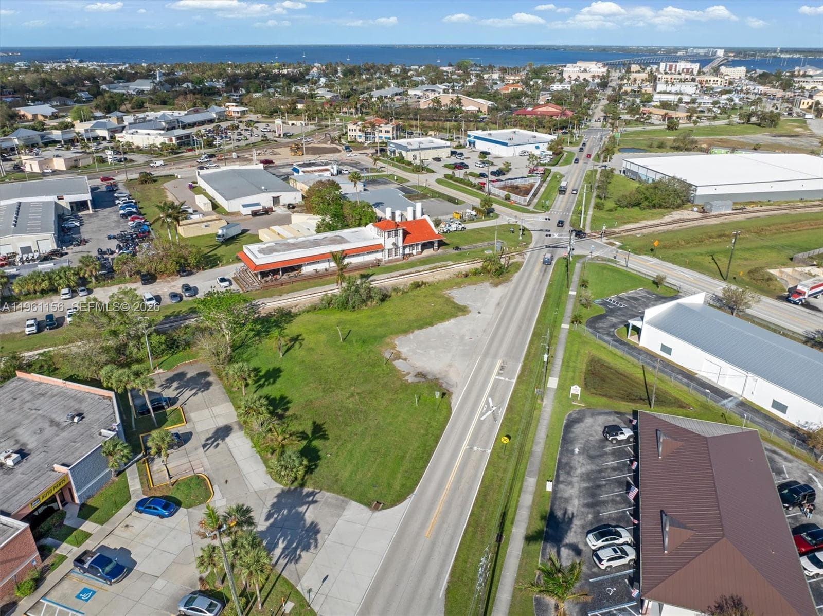 1013 Taylor Rd, Punta Gorda, FL 33950 photo 3