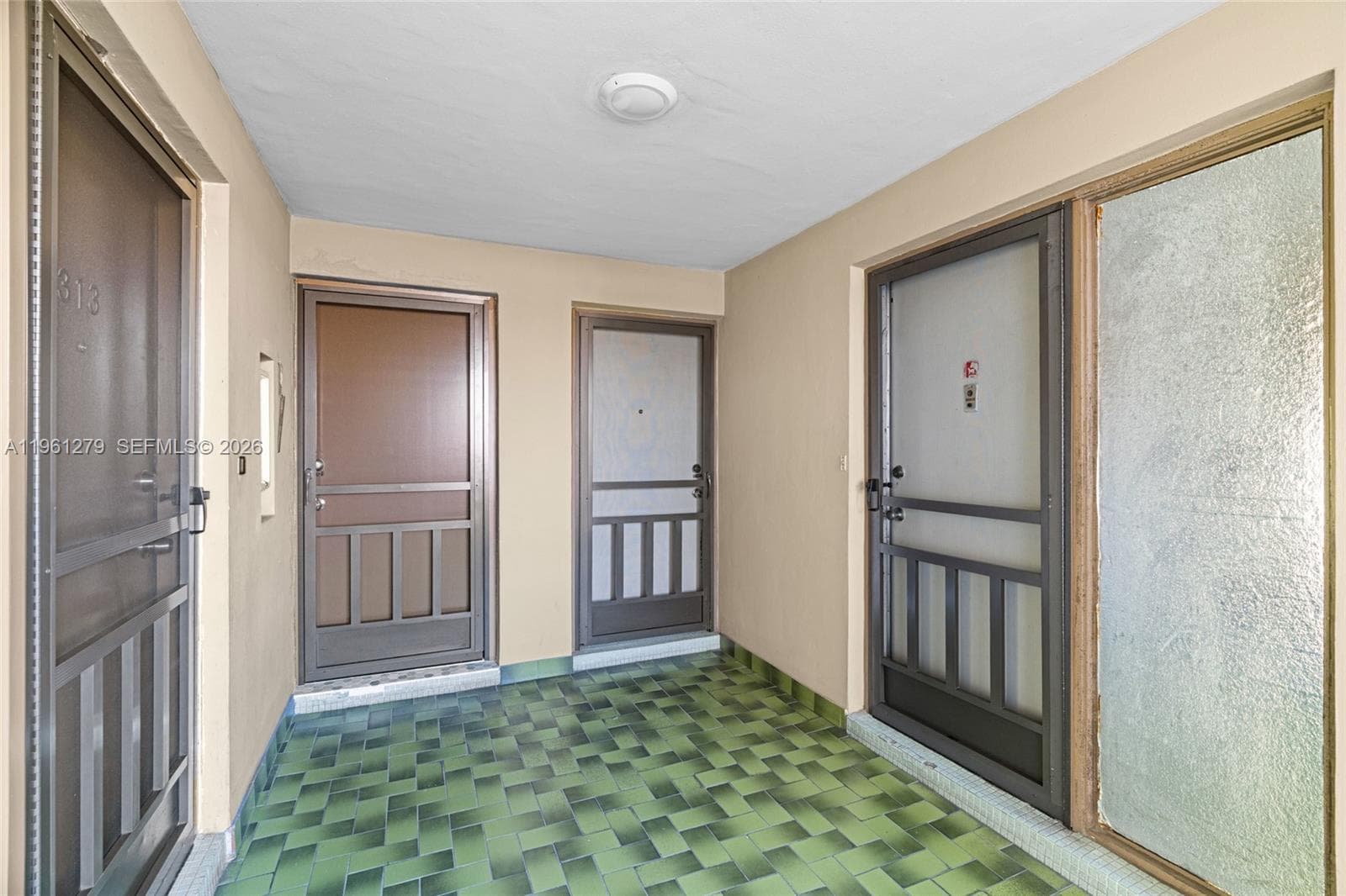1690 NE 191st St # 314-1, Miami, FL 33179 photo 3
