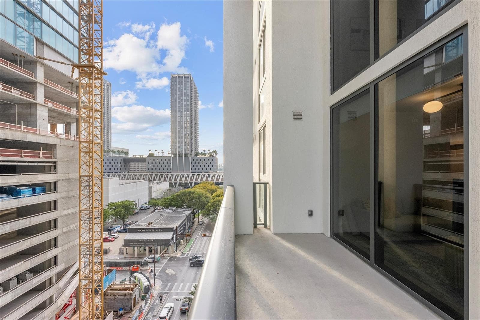 11 NE 6th Street # 907, Miami, FL 33132 photo 3