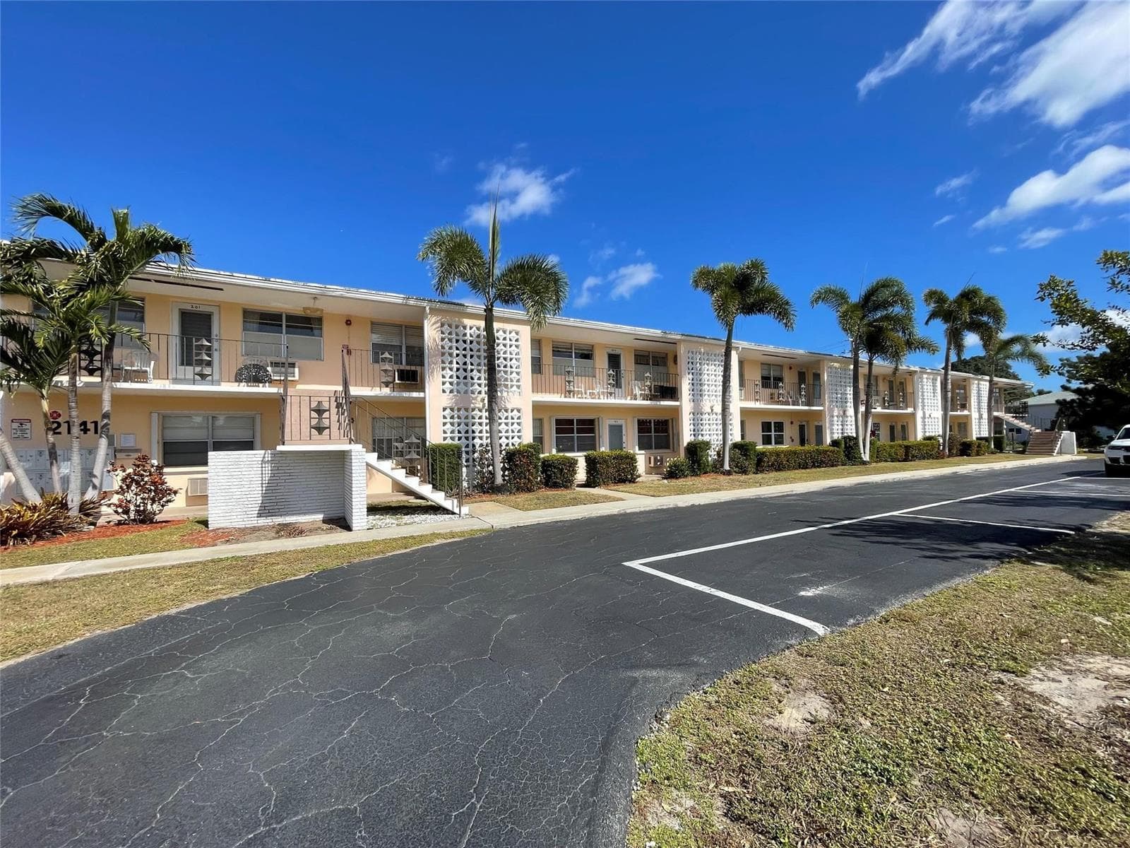 2141 NE 56th Street # 209, Fort Lauderdale, FL 33308 photo 4