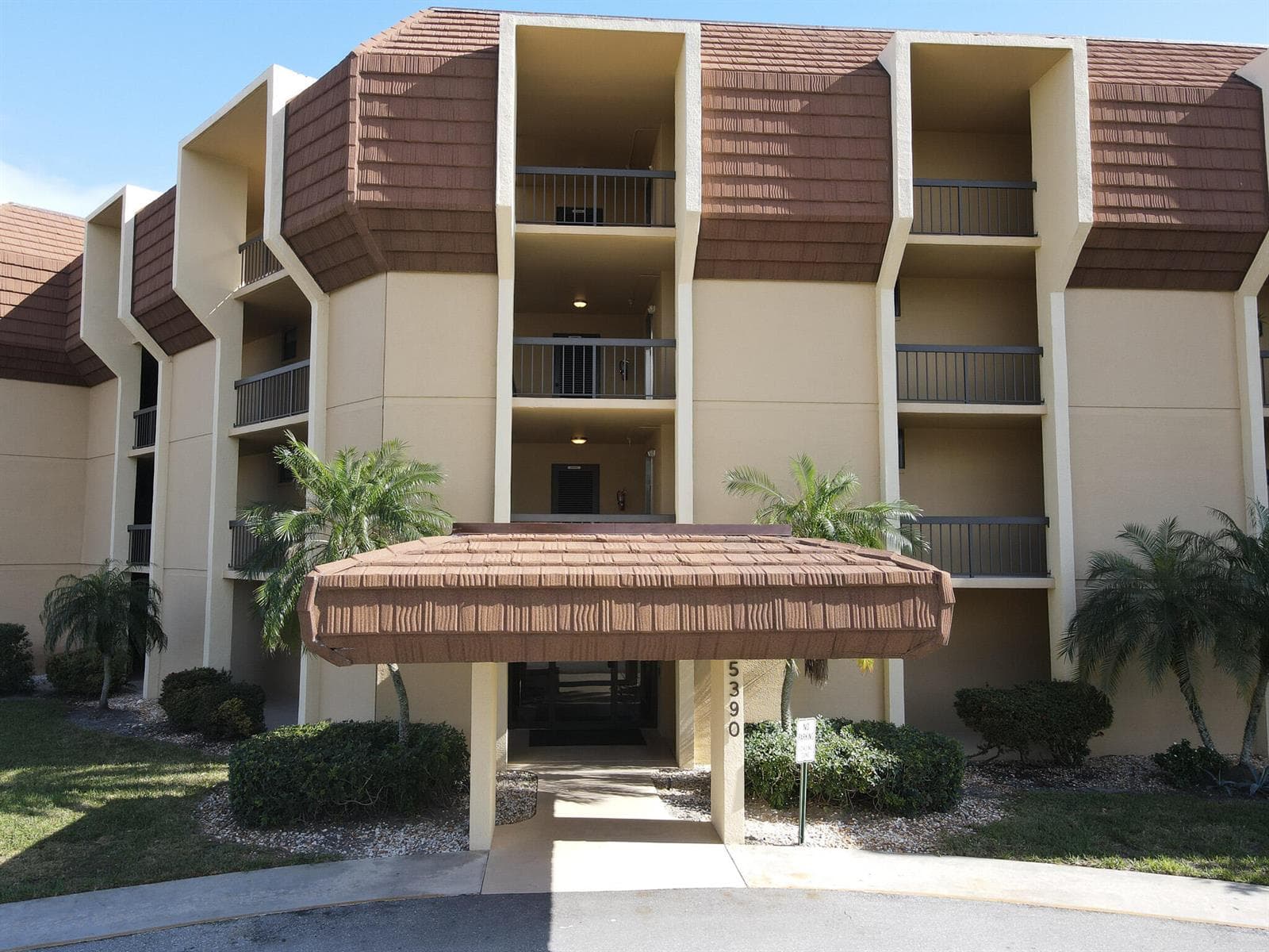 5390 Woodland Lakes Drive # 201, Palm Beach Gardens, FL 33418 photo 3