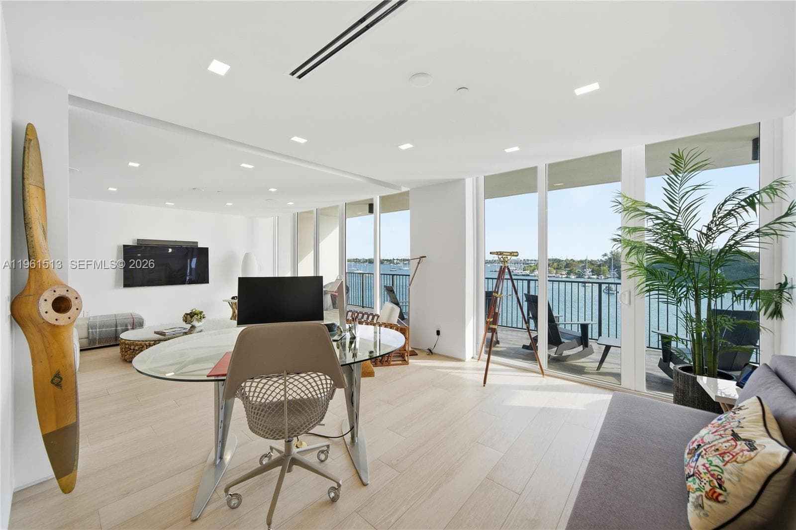 1000 Venetian Way # 403, Miami Beach, FL 33139 photo 4