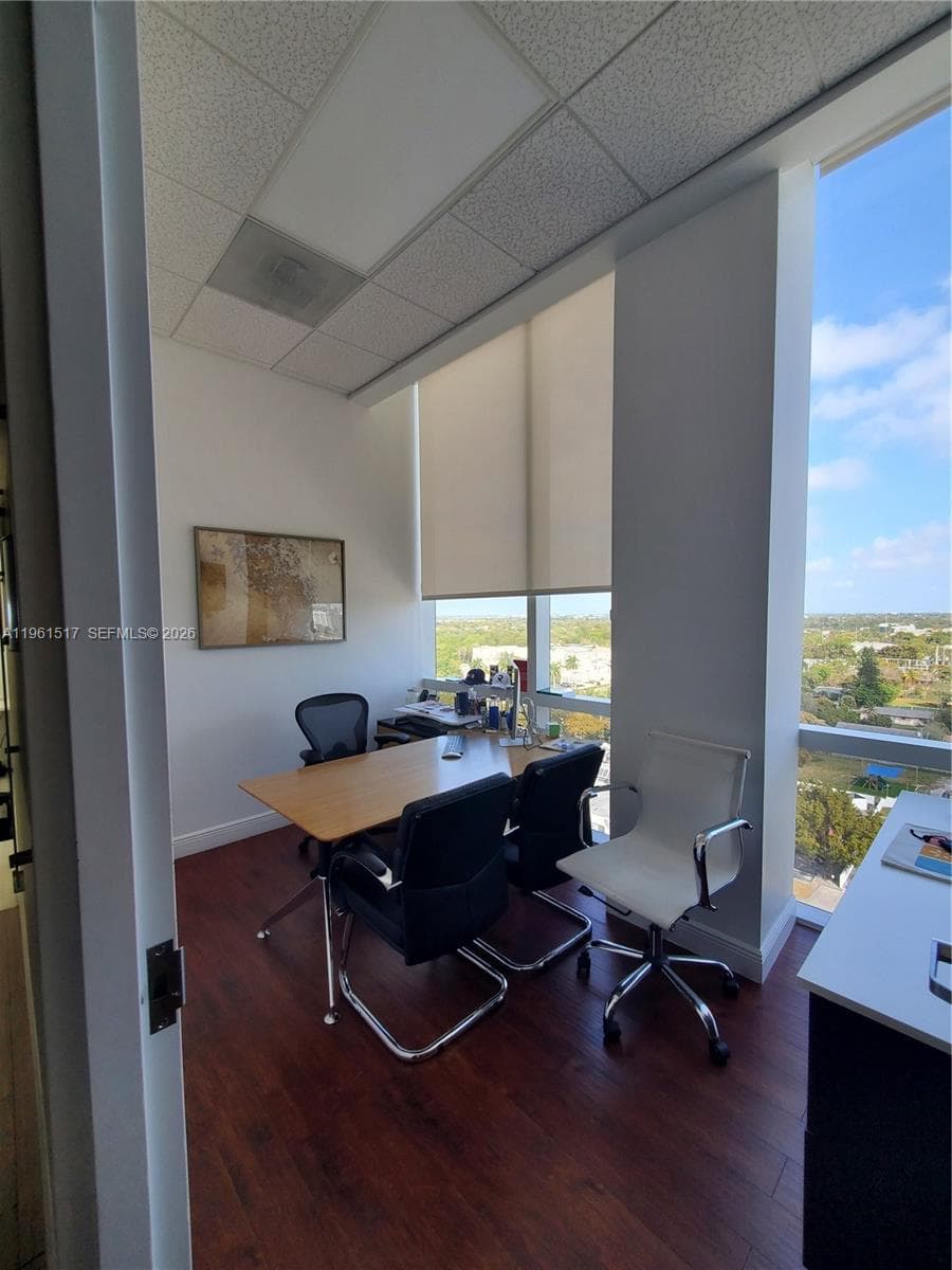 20200 W Dixie Hwy 1003 Hwy # 1003, Miami, FL 33180 photo 5