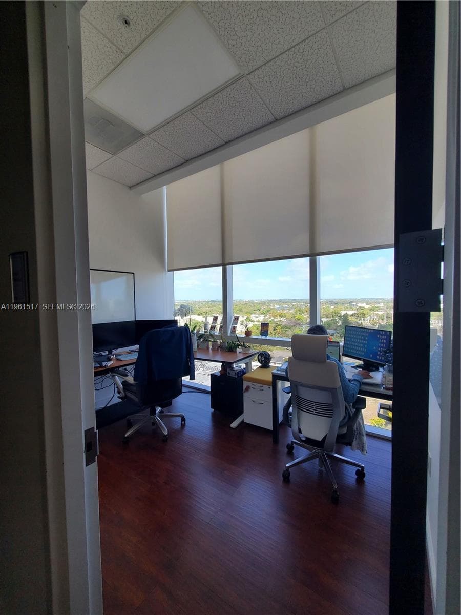20200 W Dixie Hwy 1003 Hwy # 1003, Miami, FL 33180 photo 4
