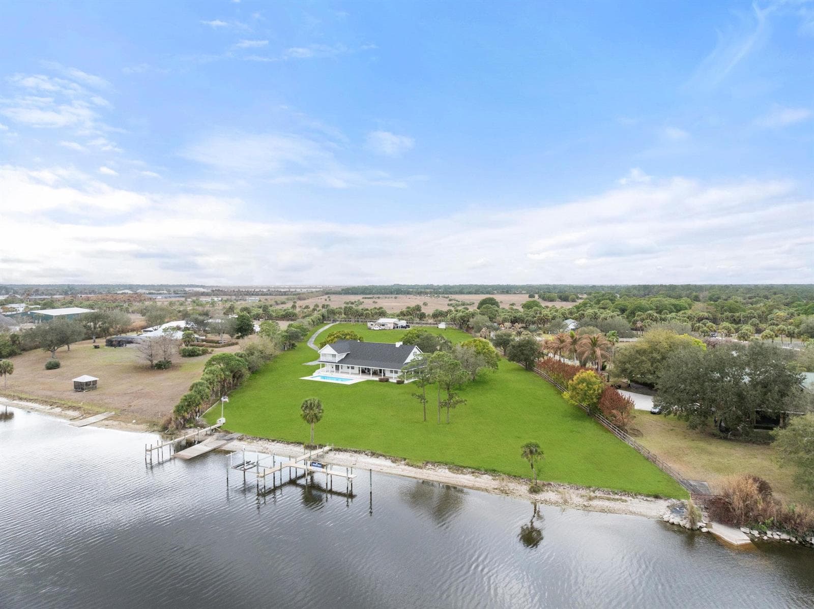 10125 SW Green Ridge Lane, Palm City, FL 34990 photo 2