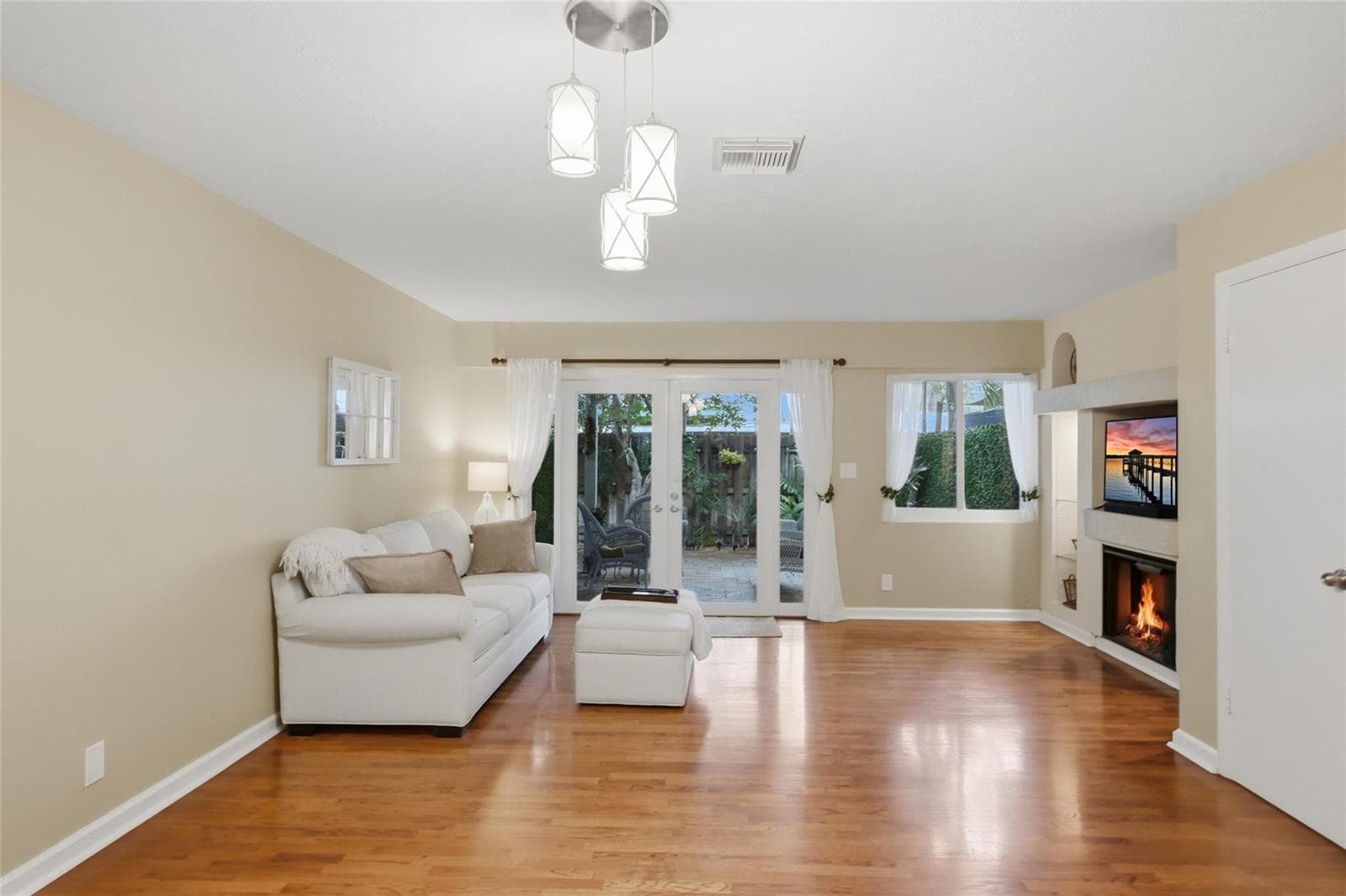 705 NE 1st Street # 2, Fort Lauderdale, FL 33301 photo 3