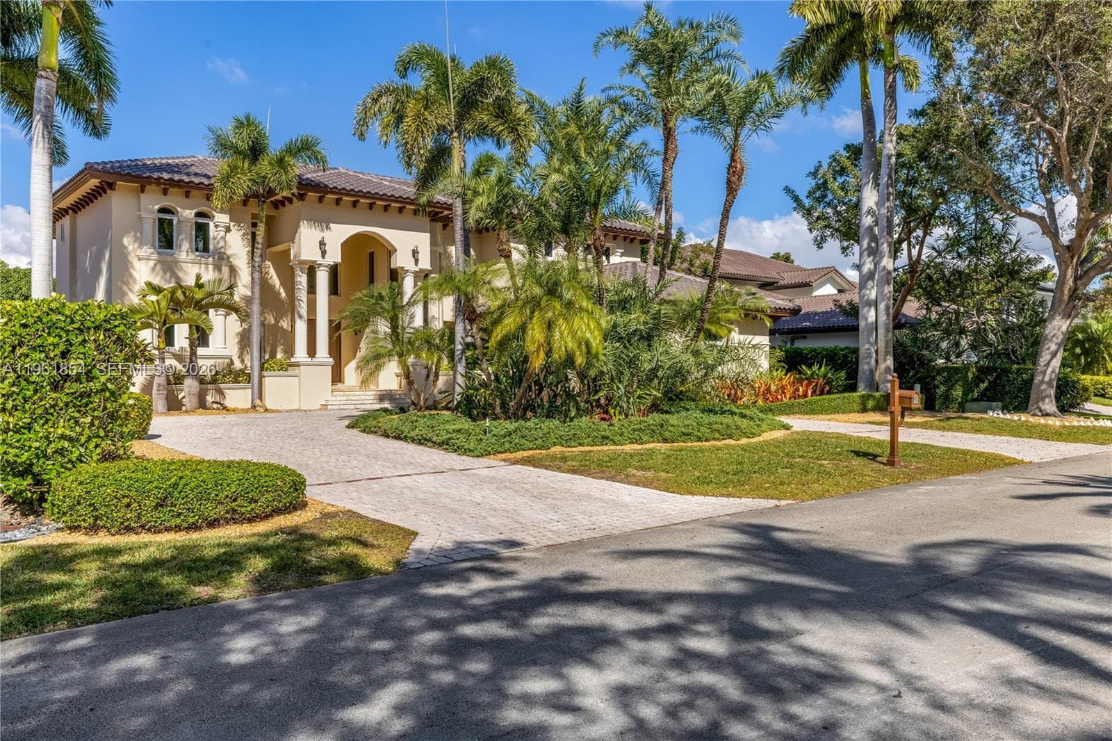 129 Gavilan Ave, Coral Gables, FL 33143 photo 3