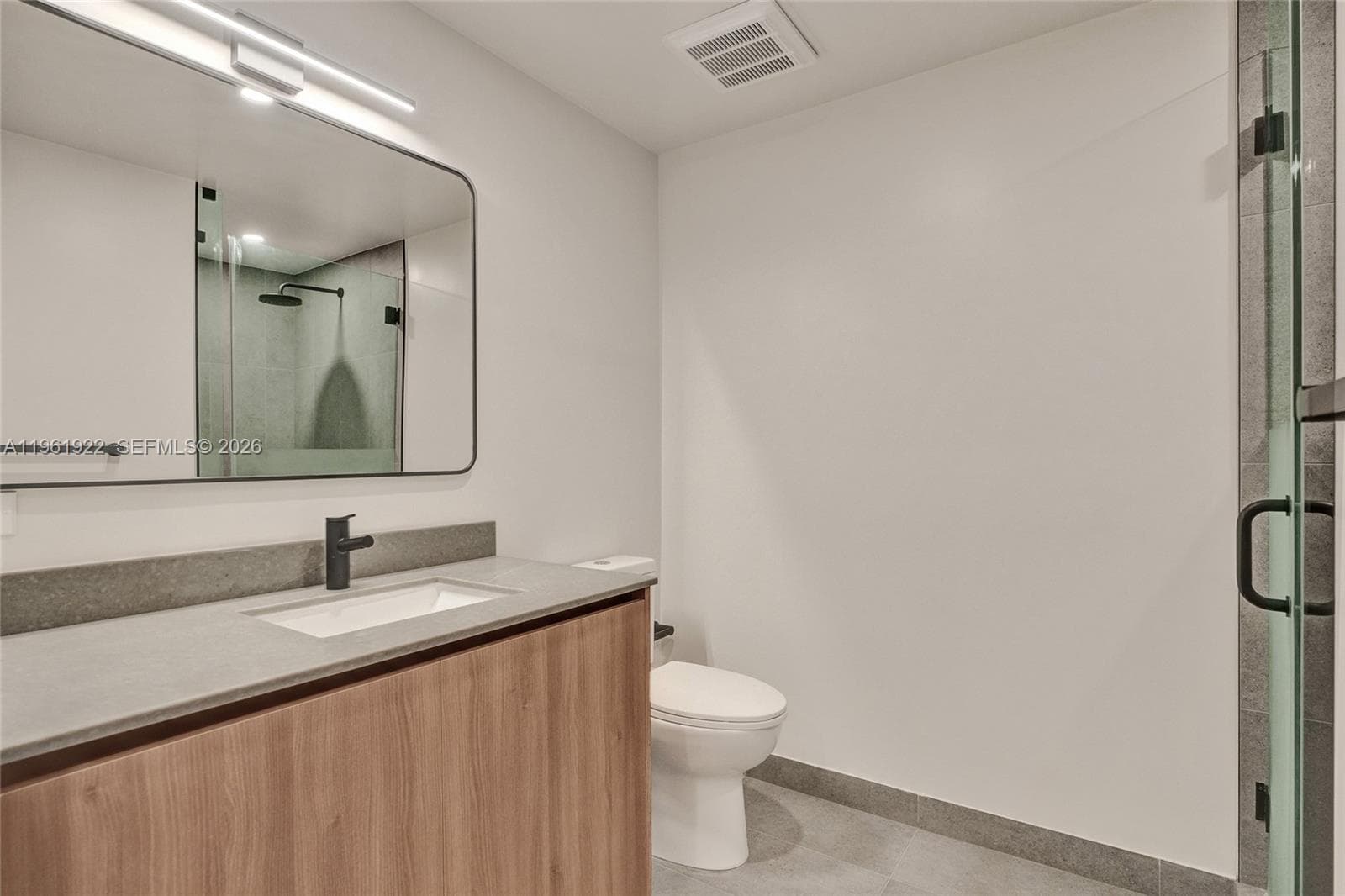 121 NE 5th Street # 807, Miami, FL 33132 photo 4
