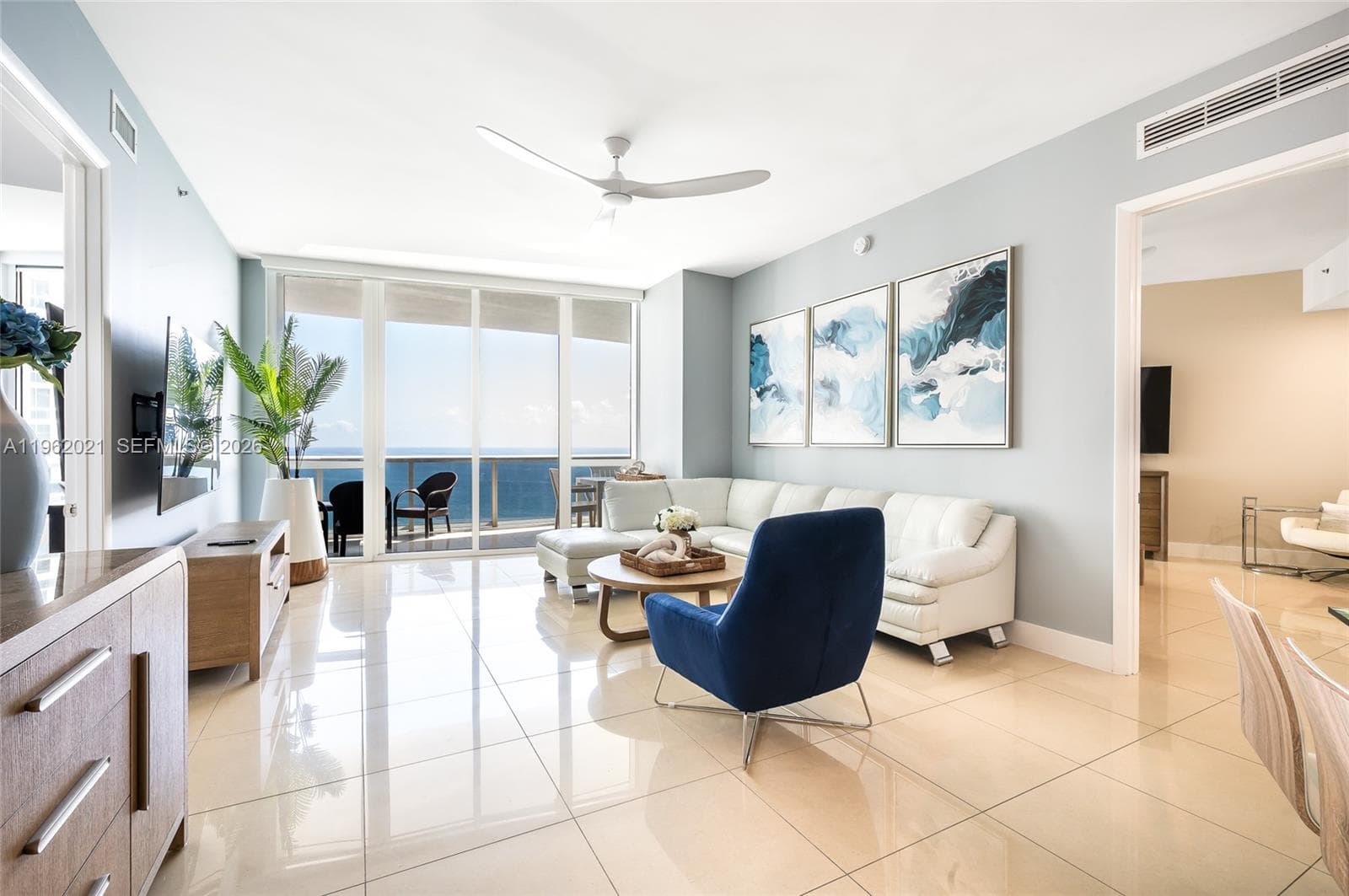 15901 Collins Ave # 2303, Sunny Isles Beach, FL 33160 photo 2
