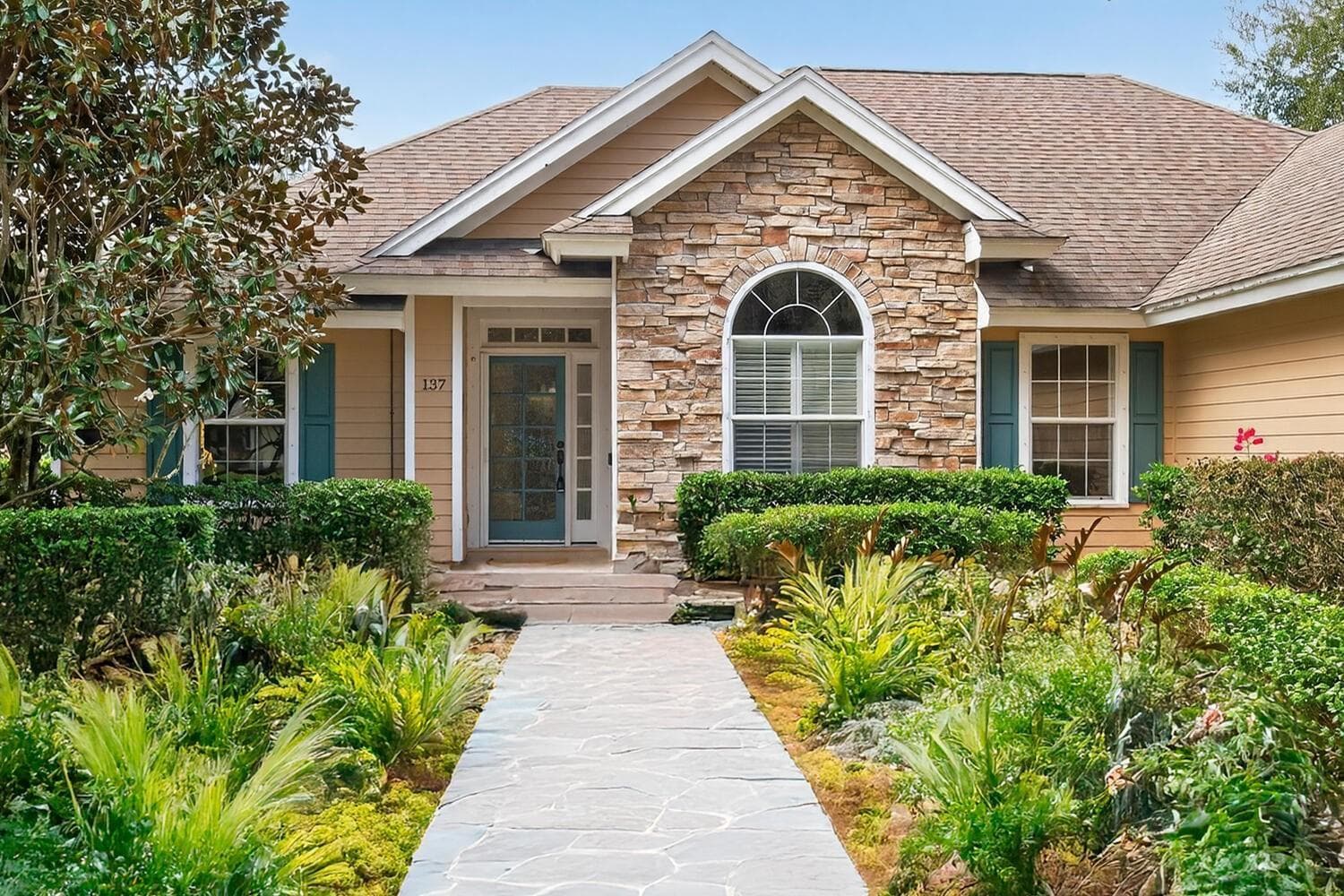 137 38TH Court, Vero Beach, FL 32968