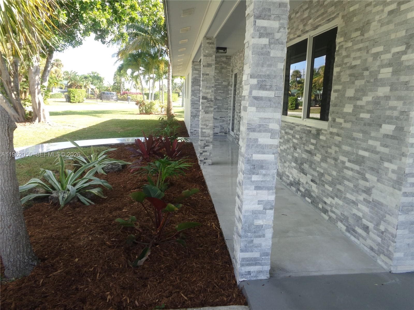 1565 Thumb Point Dr, Fort Pierce, FL 34949 photo 5