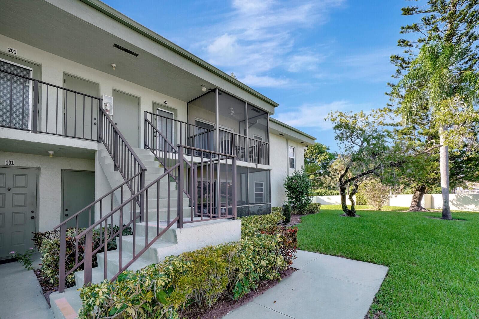 7547 S Oriole Boulevard # 202, Delray Beach, FL 33446 photo 2