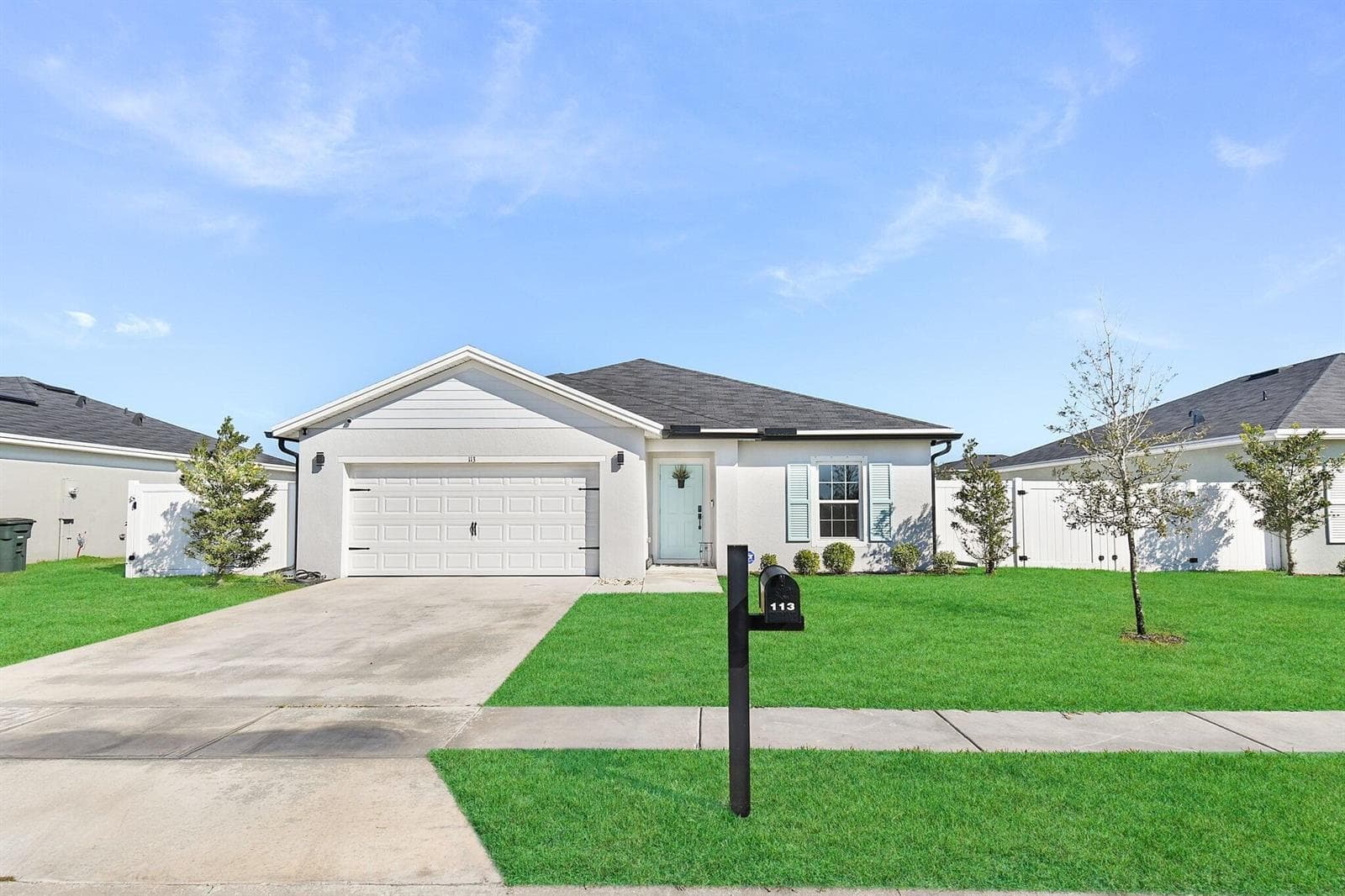 113 Dabou Loop, Belle Glade, FL 33430 photo 2