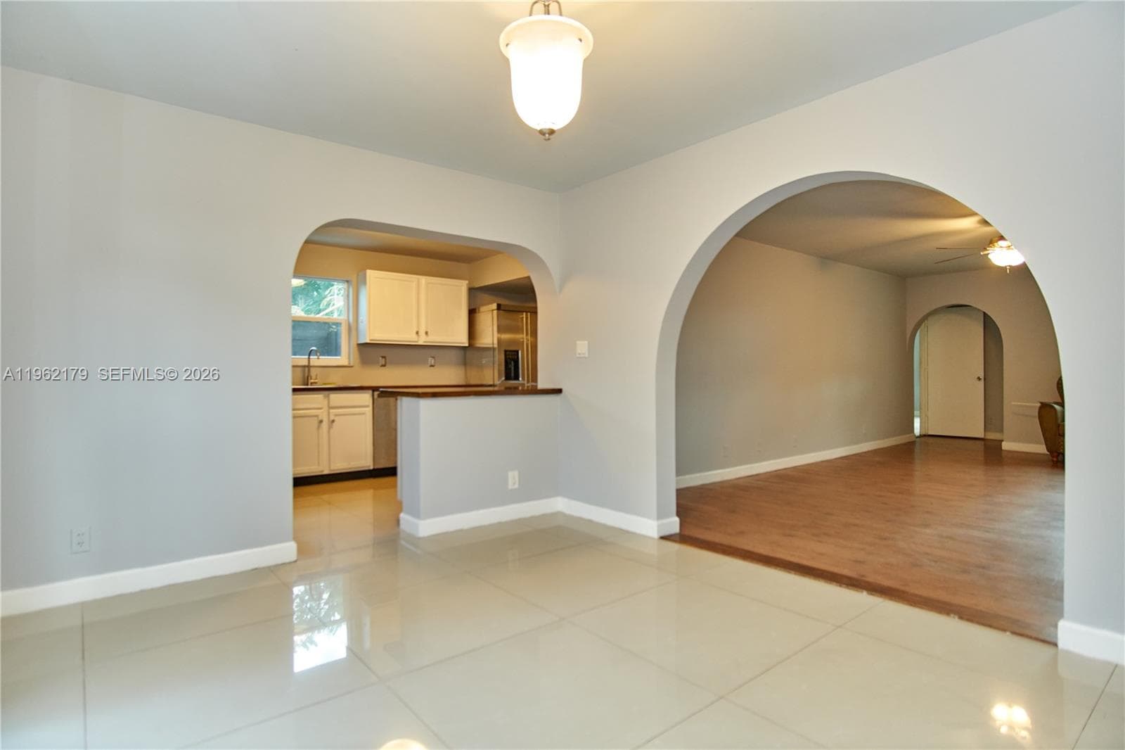 25 NE 12th St, Fort Lauderdale, FL 33304 photo 4