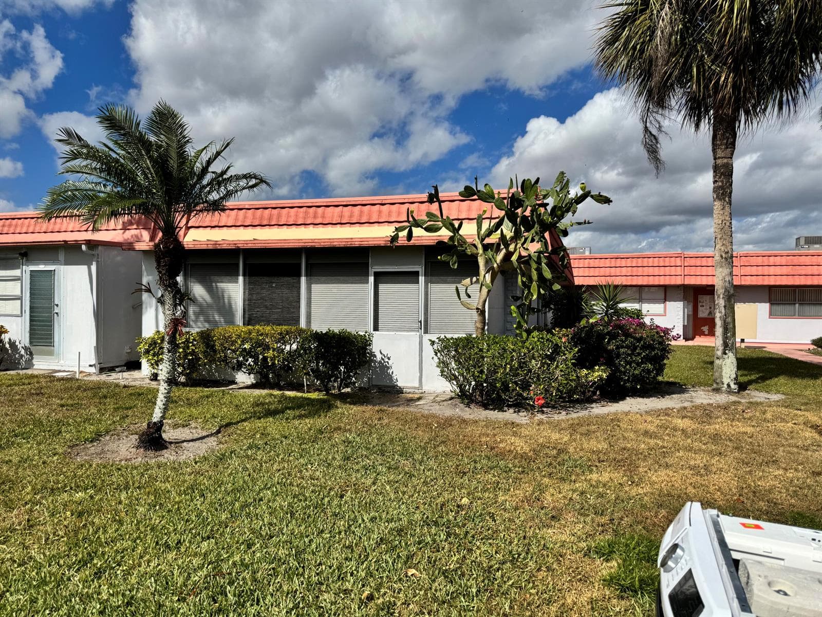 277 Seville L, Delray Beach, FL 33446 photo 2
