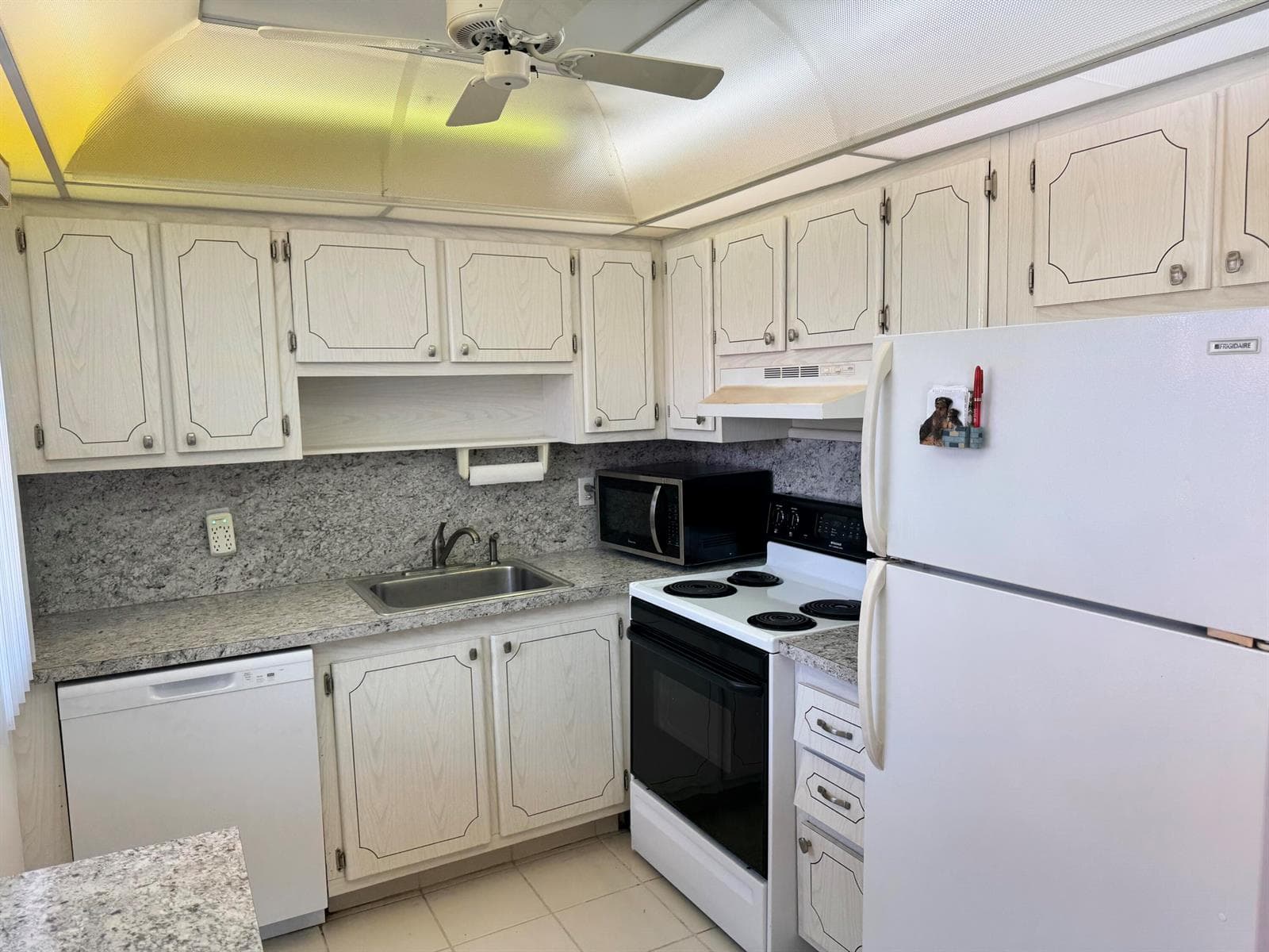 277 Seville L, Delray Beach, FL 33446 photo 5