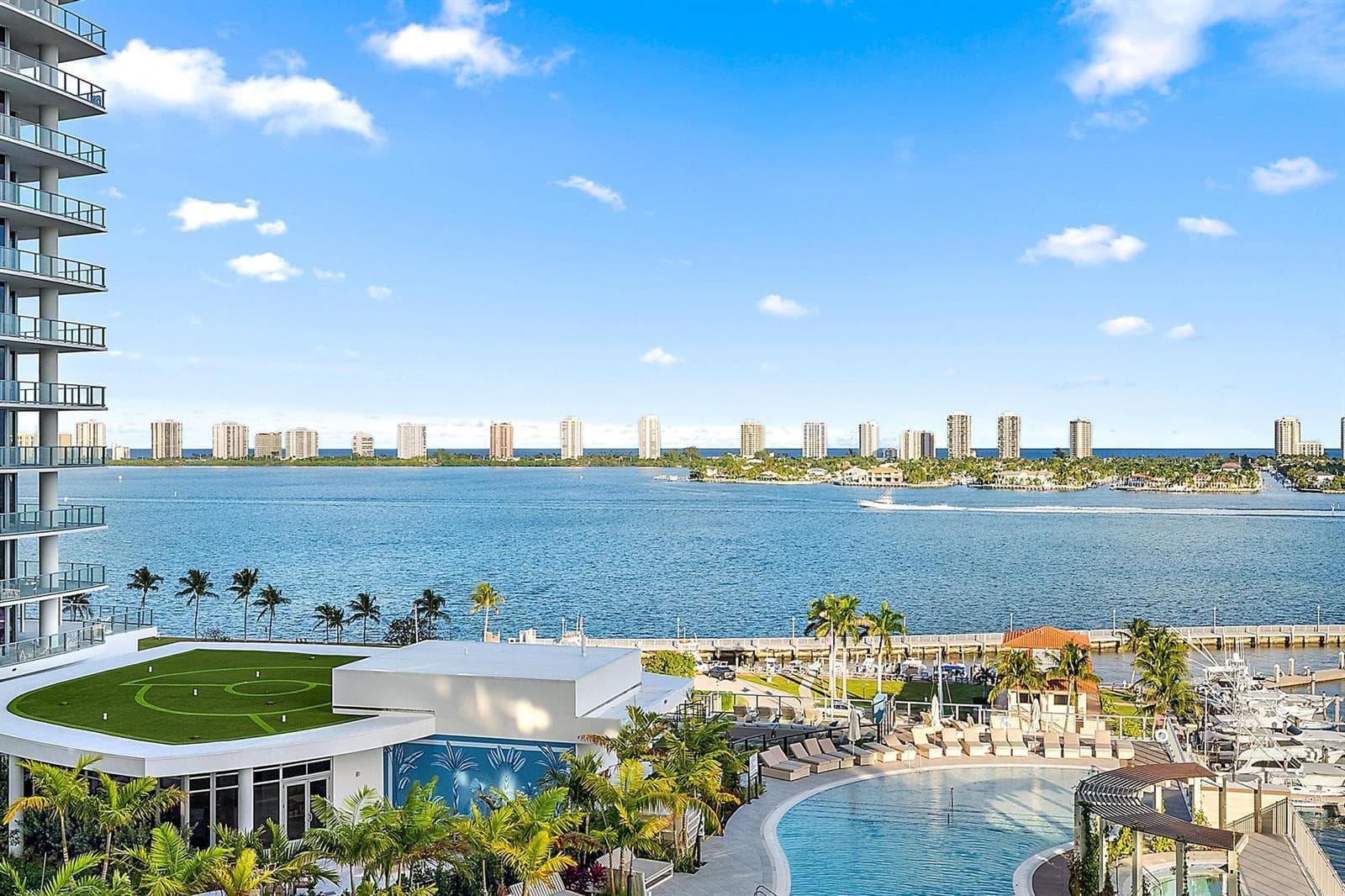 220 Lake Shore Drive # 1008, Lake Park, FL 33403