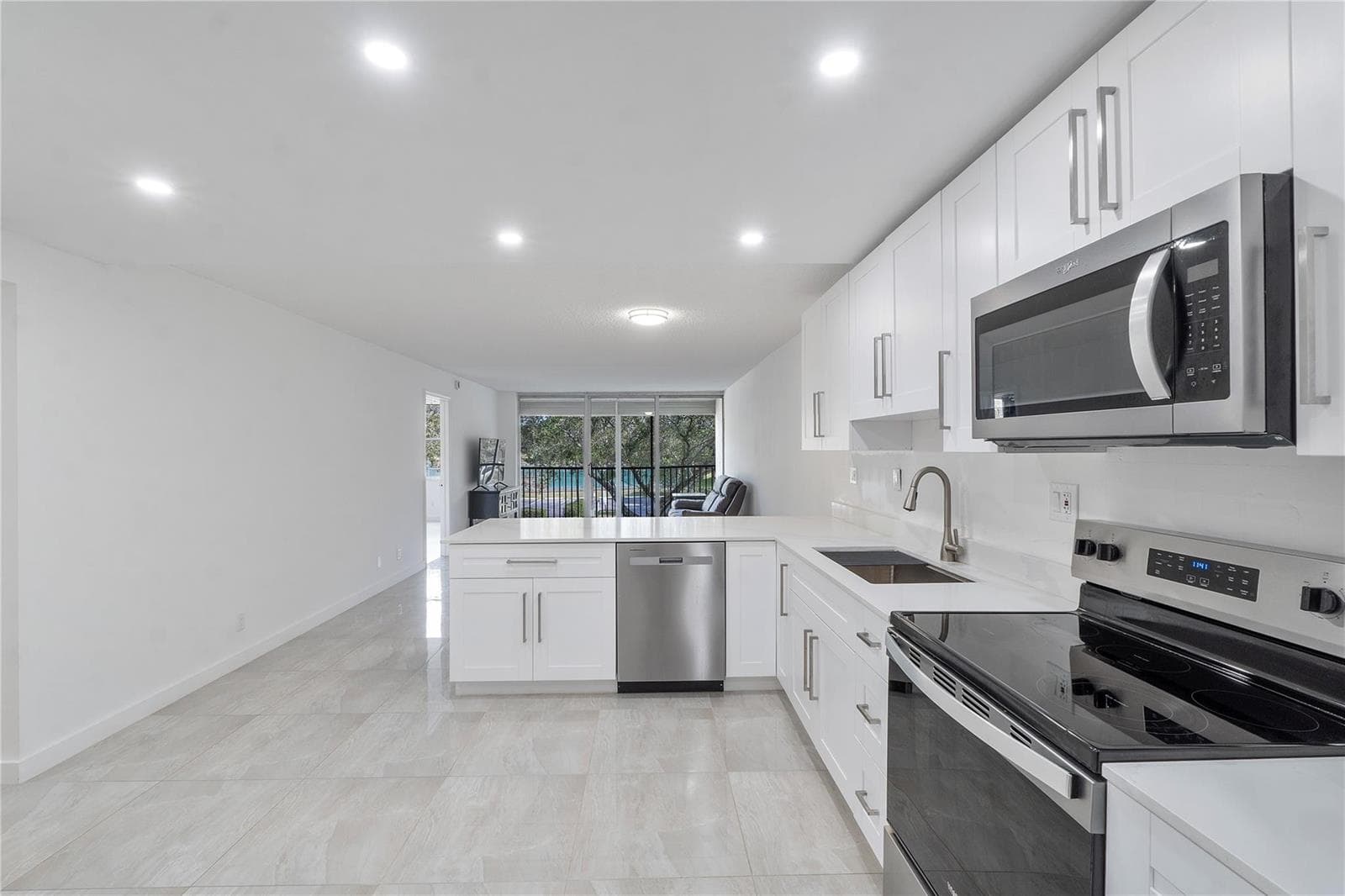 3751 Environ Boulevard # 243, Lauderhill, FL 33319 photo 2