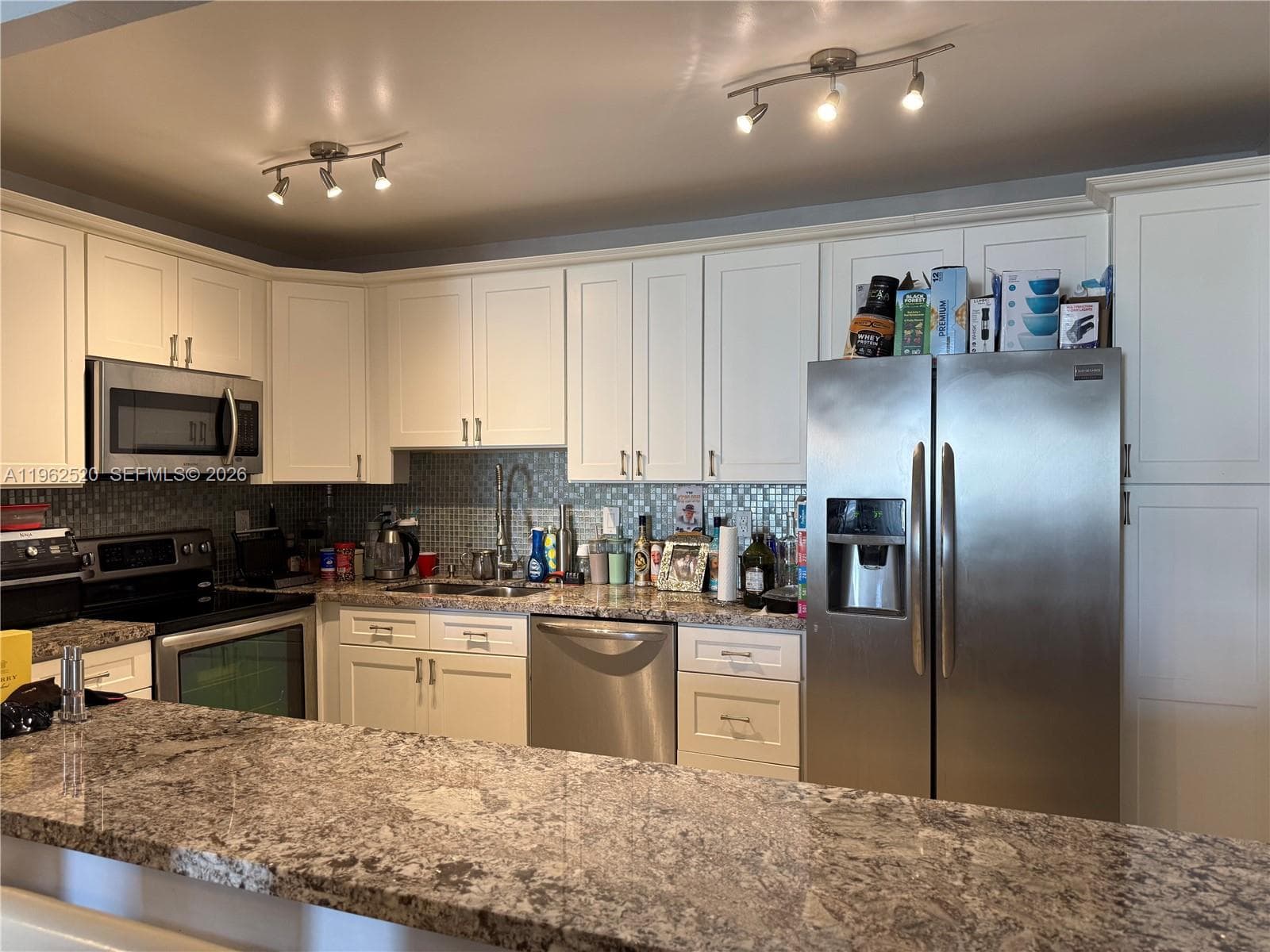 19370 Collins Ave # 1022, Sunny Isles Beach, FL 33160 photo 2