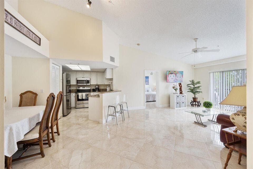 1100 Crestwood Court # 1110, Royal Palm Beach, FL 33411 photo 2