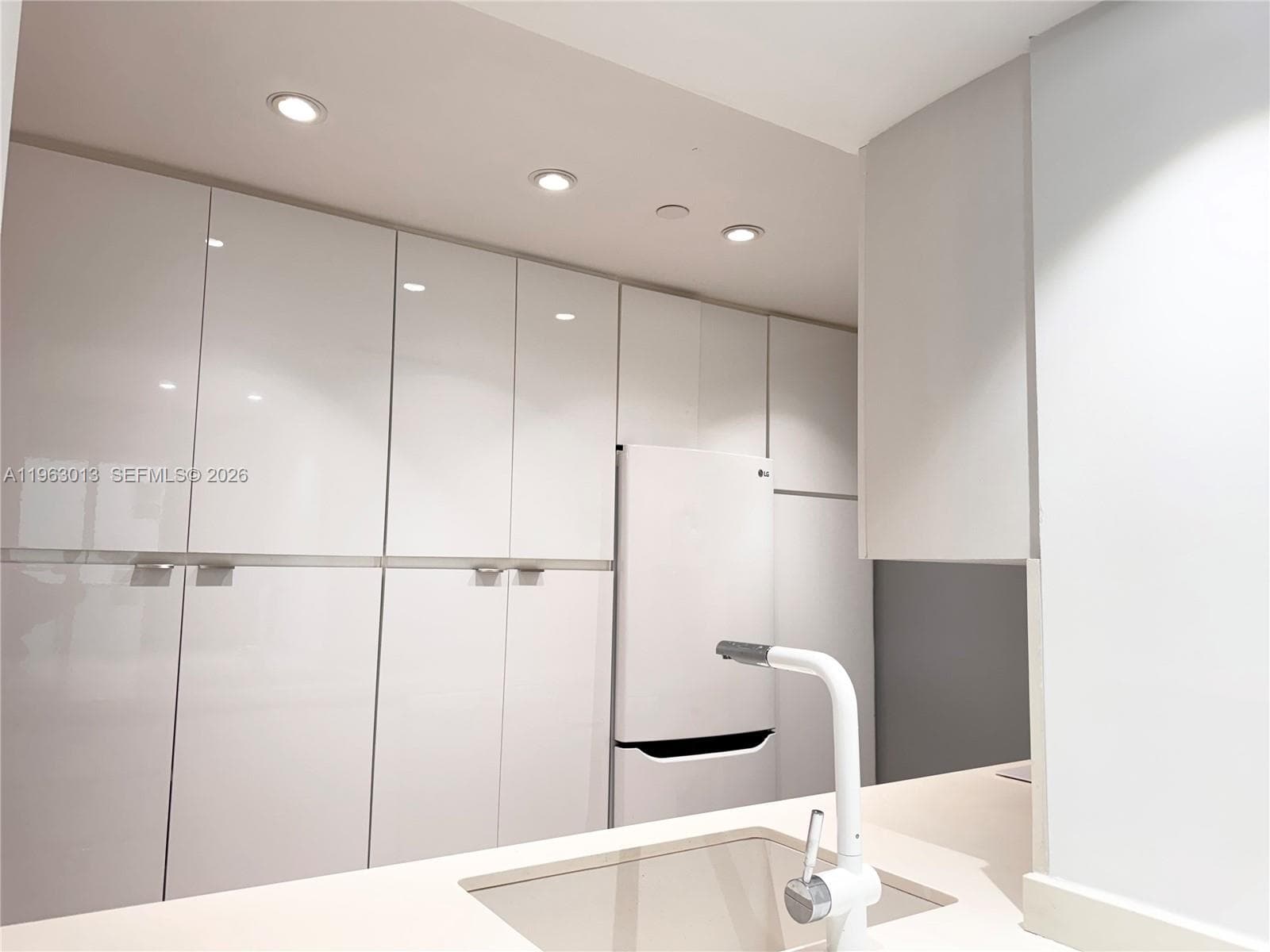 1200 West Ave # 1418, Miami Beach, FL 33139 photo 3