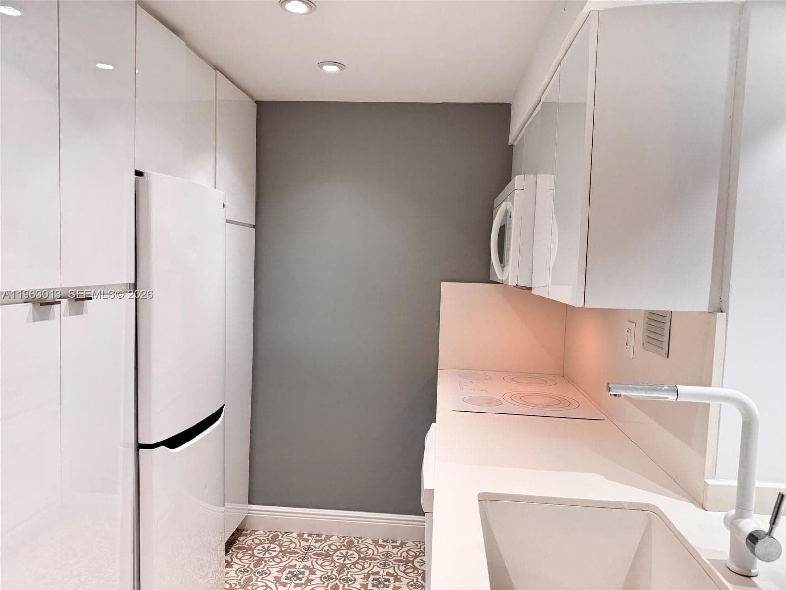 1200 West Ave # 1418, Miami Beach, FL 33139 photo 5
